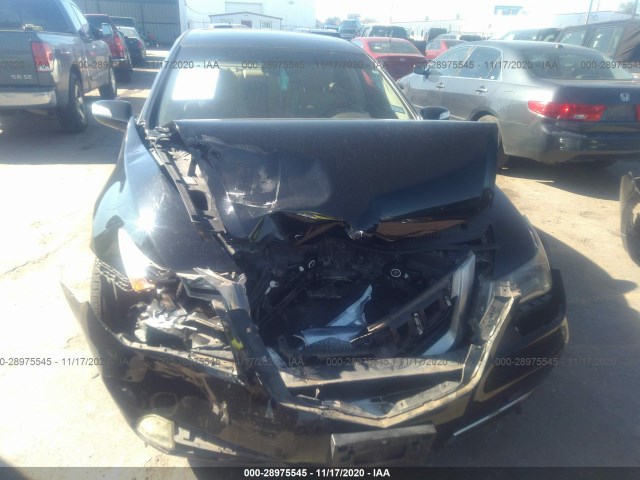 Photo 5 VIN: JH4KB2F60AC001190 - ACURA RL 