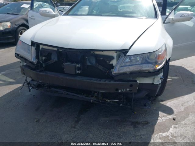 Photo 5 VIN: JH4KB2F60BC000283 - ACURA RL 