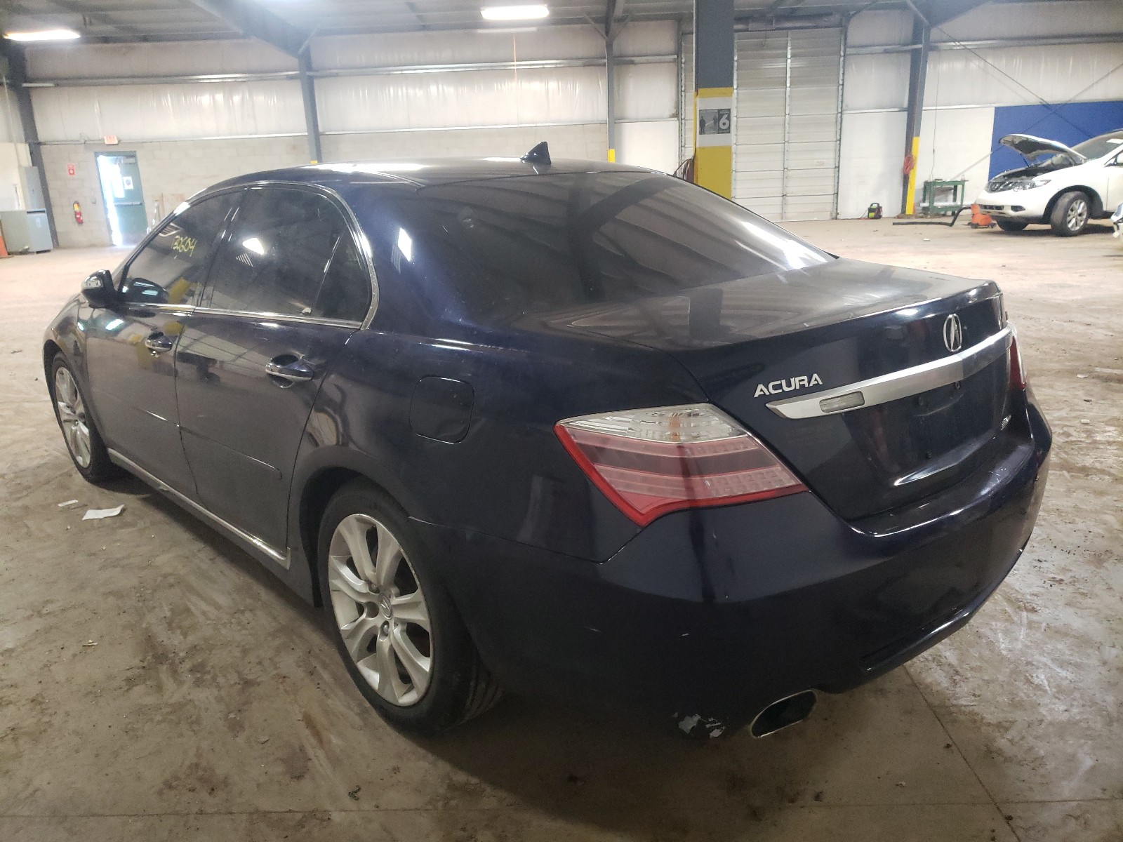 Photo 2 VIN: JH4KB2F61AC001389 - ACURA RL 