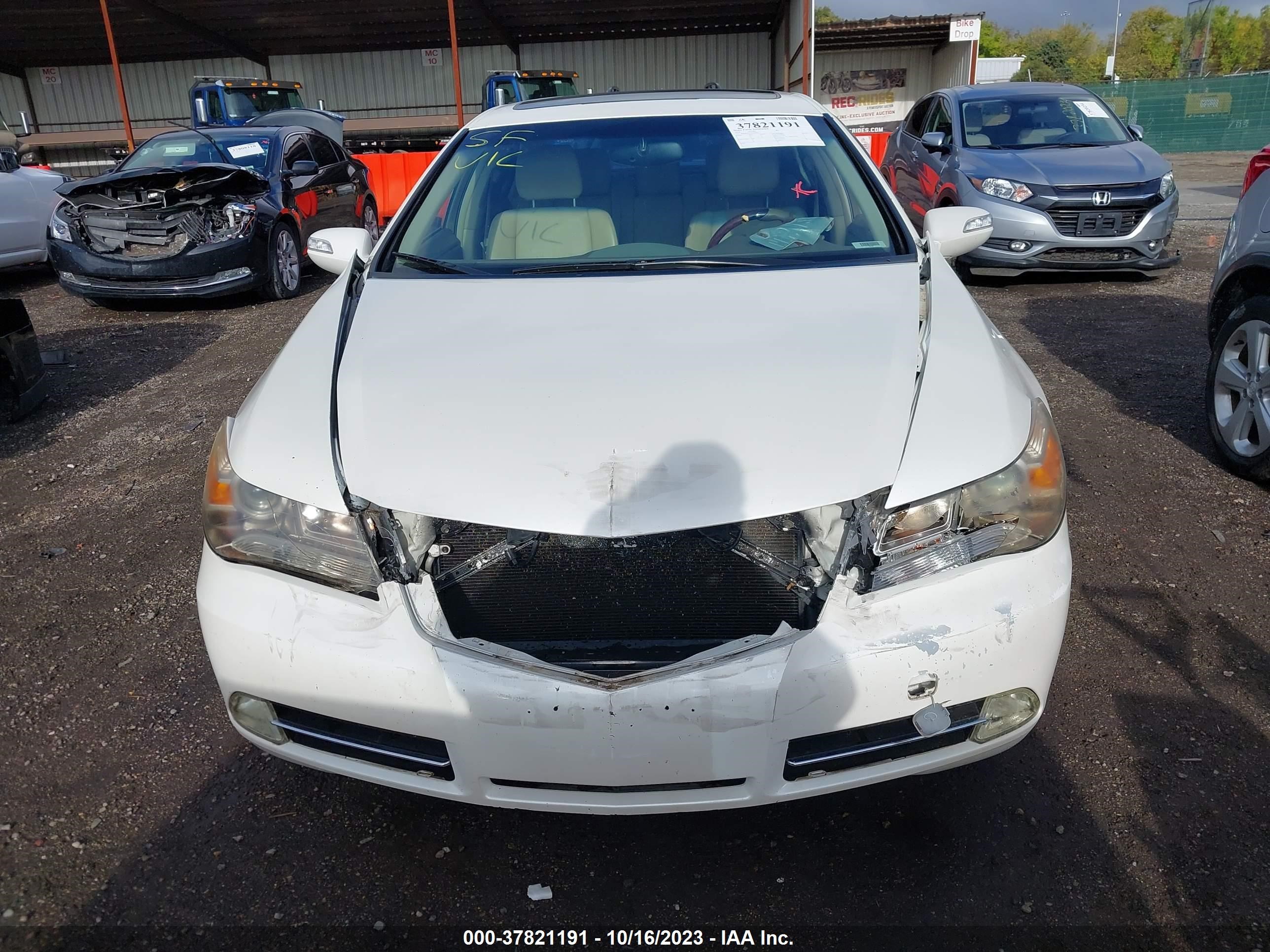 Photo 12 VIN: JH4KB2F63AC000065 - ACURA RL 