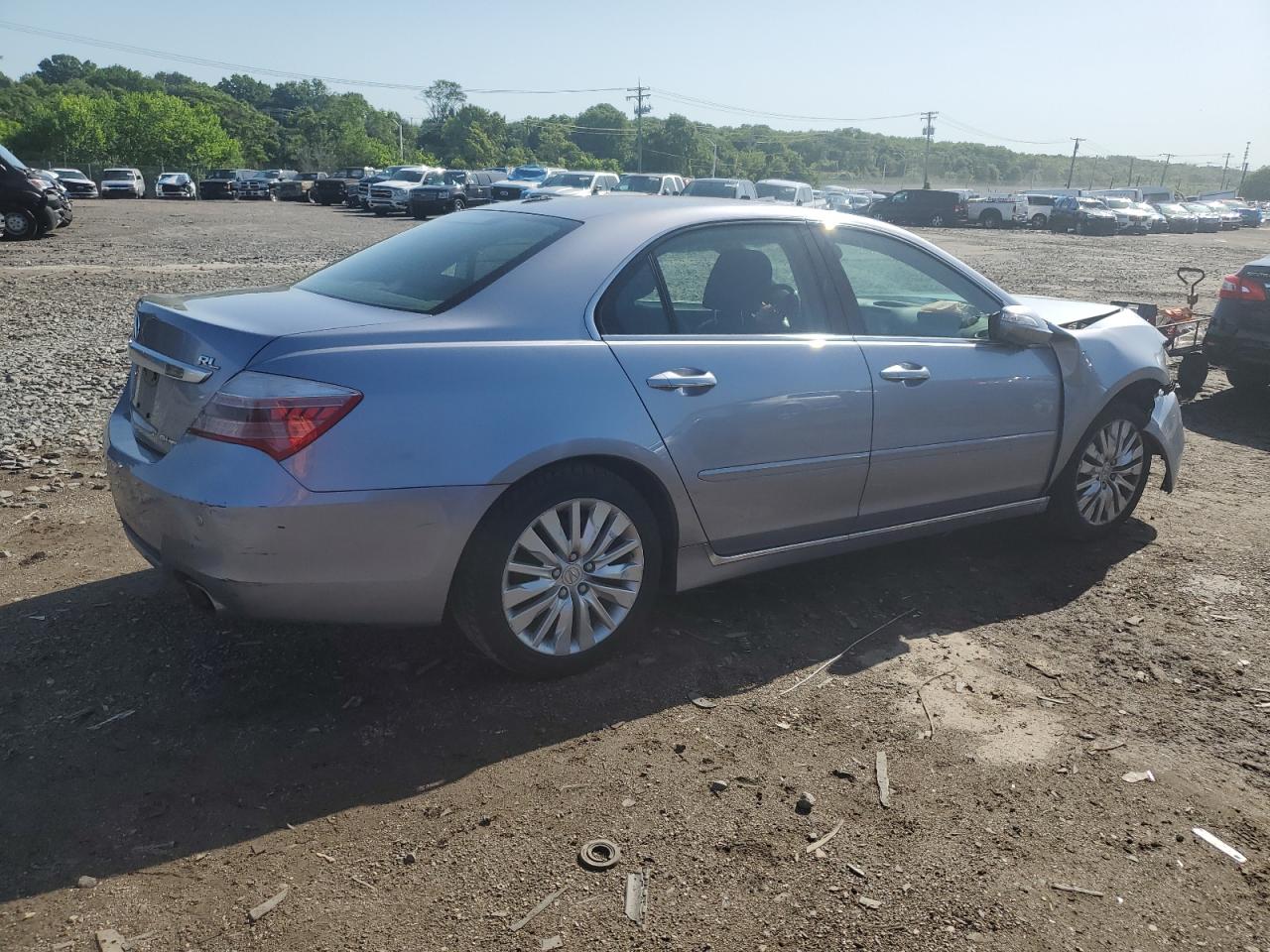 Photo 2 VIN: JH4KB2F66BC000384 - ACURA RL 