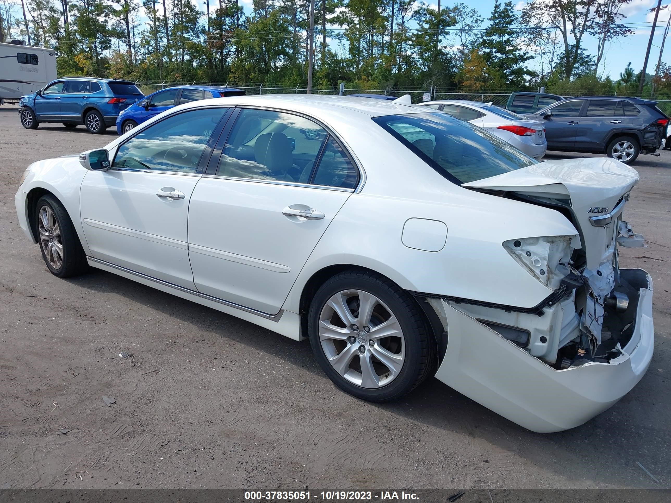 Photo 2 VIN: JH4KB2F68AC002040 - ACURA RL 