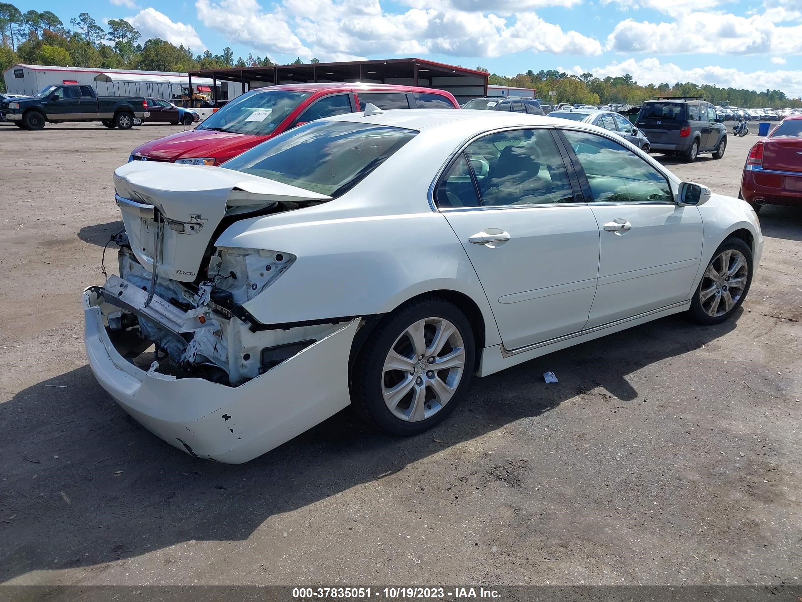 Photo 3 VIN: JH4KB2F68AC002040 - ACURA RL 