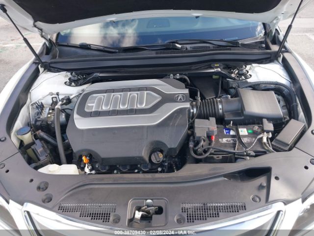 Photo 9 VIN: JH4KC1F35EC002645 - ACURA RLX 