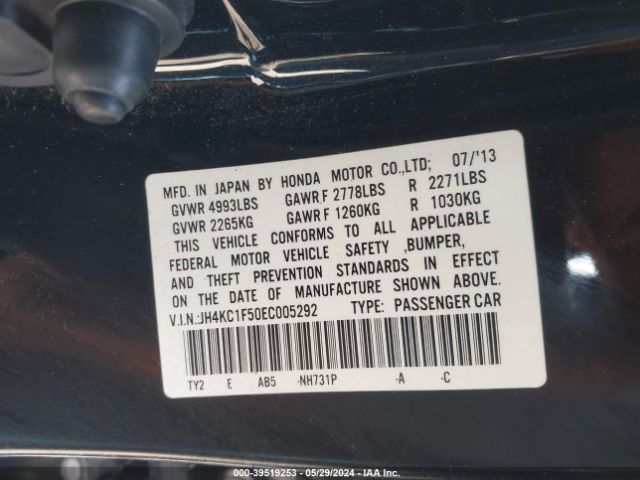 Photo 8 VIN: JH4KC1F50EC005292 - ACURA RLX 