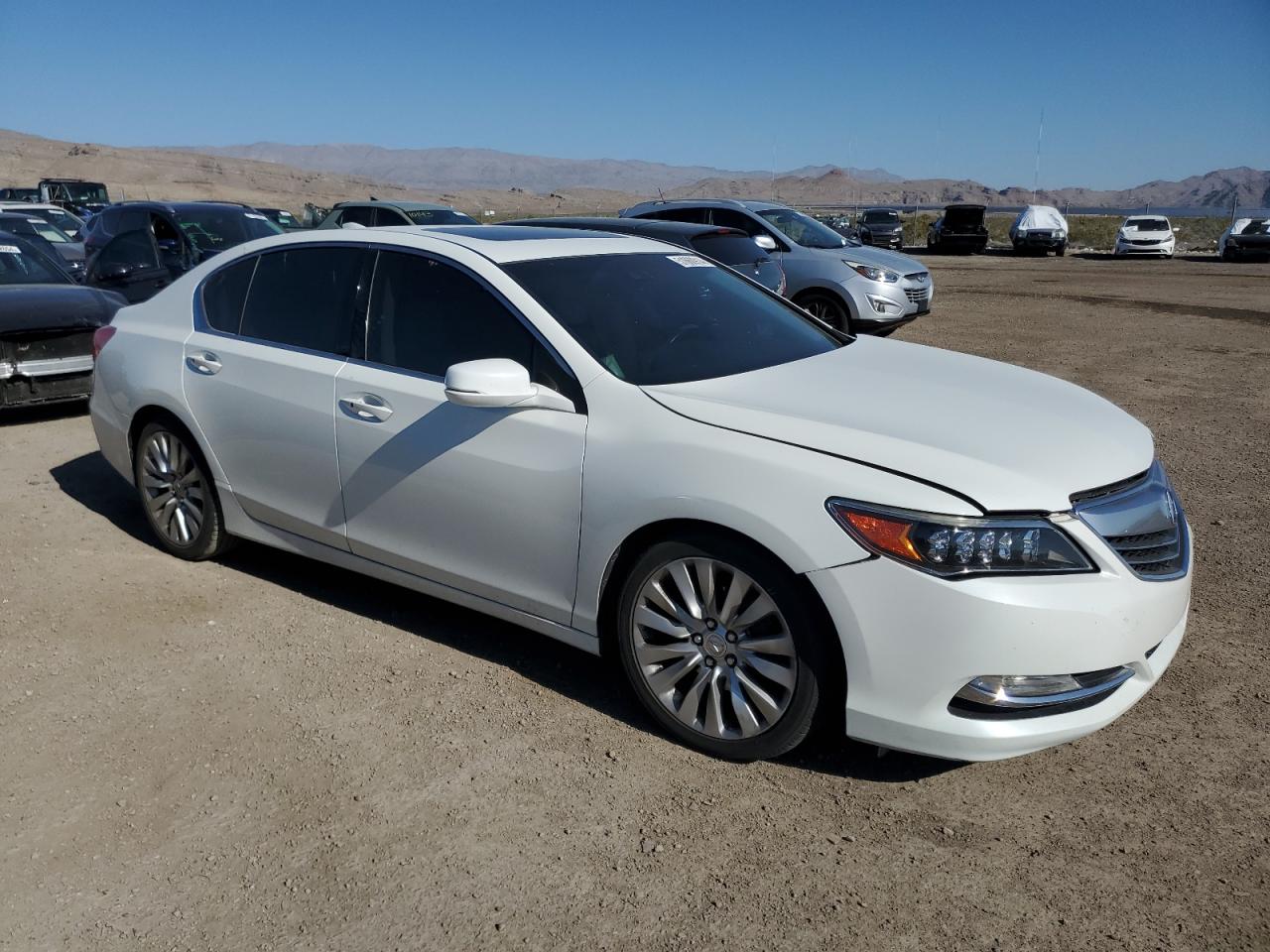 Photo 3 VIN: JH4KC1F50FC001132 - ACURA RLX 