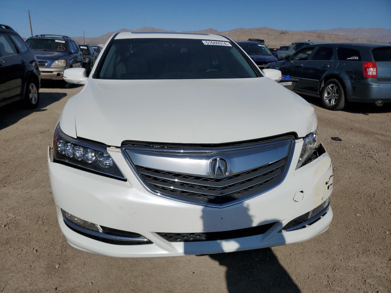 Photo 4 VIN: JH4KC1F50FC001132 - ACURA RLX 