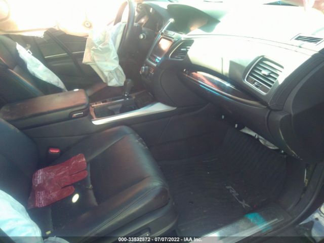 Photo 4 VIN: JH4KC1F50GC001617 - ACURA RLX 