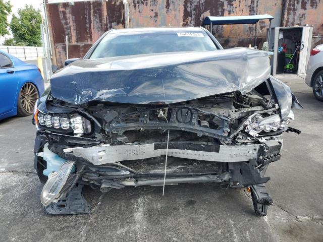 Photo 4 VIN: JH4KC1F54EC005327 - ACURA RLX TECH 