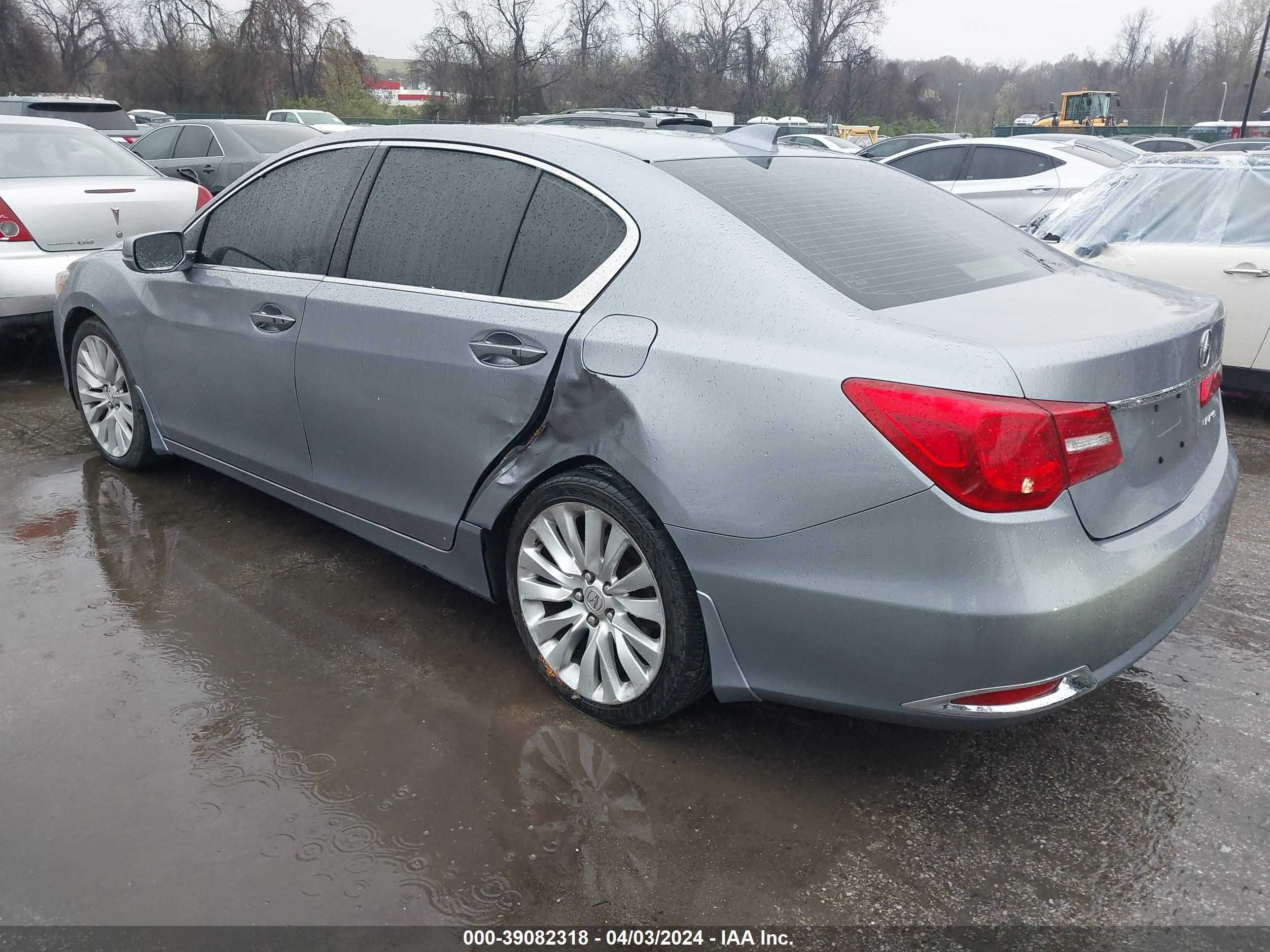 Photo 2 VIN: JH4KC1F55EC006308 - ACURA RLX 