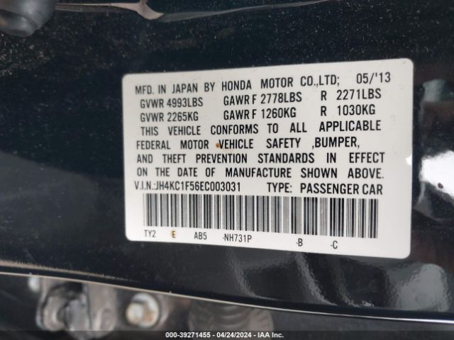 Photo 8 VIN: JH4KC1F56EC003031 - ACURA RLX 