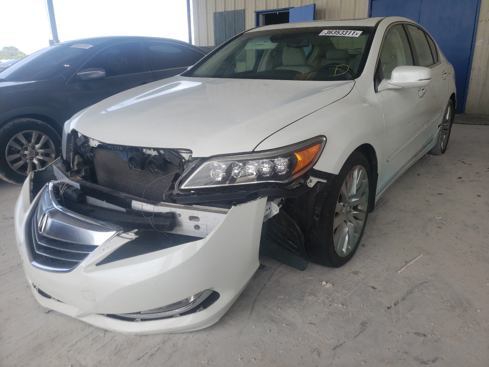 Photo 1 VIN: JH4KC1F58EC000440 - ACURA RLX TECH 