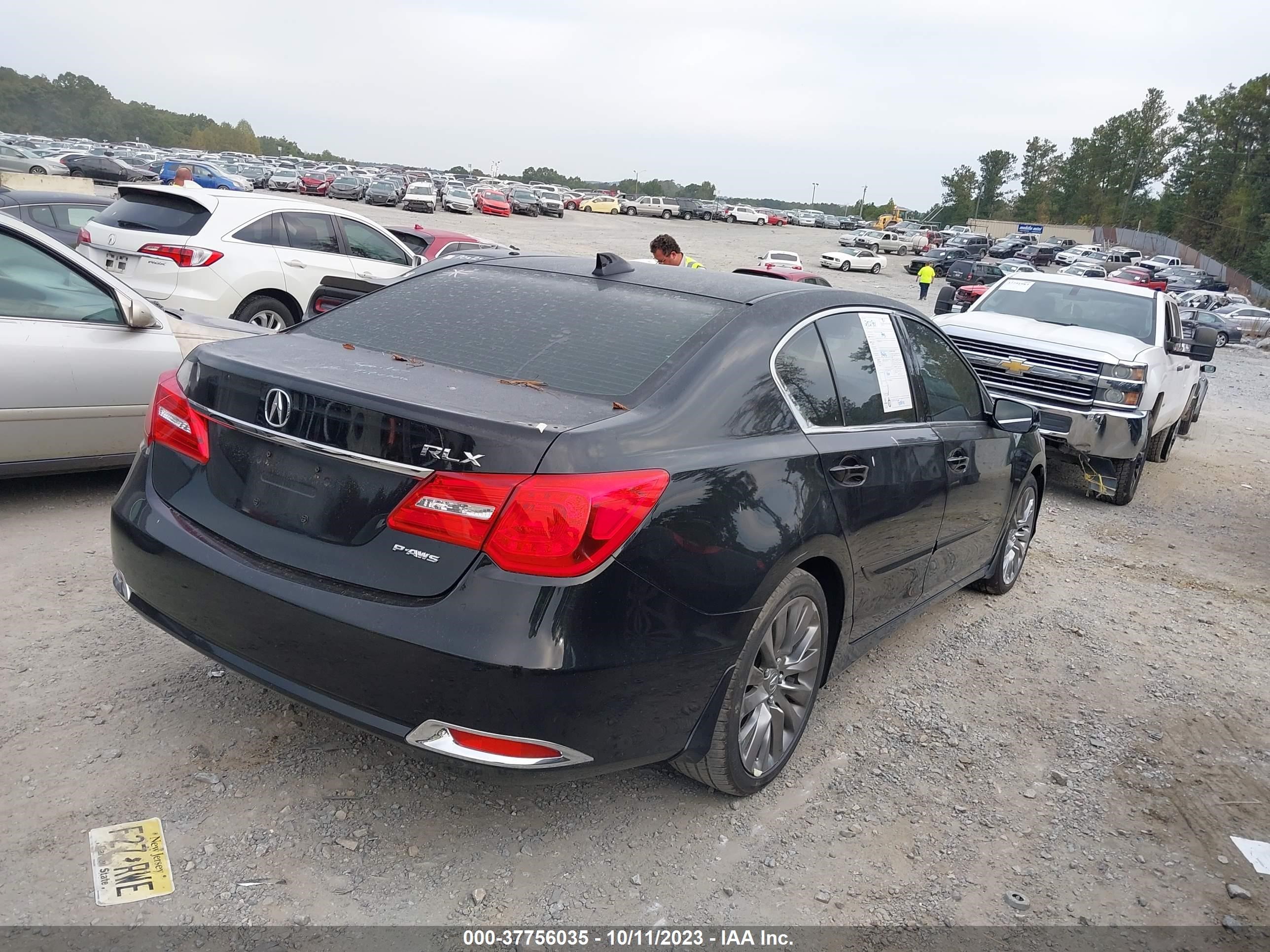 Photo 3 VIN: JH4KC1F59HC000371 - ACURA RLX 