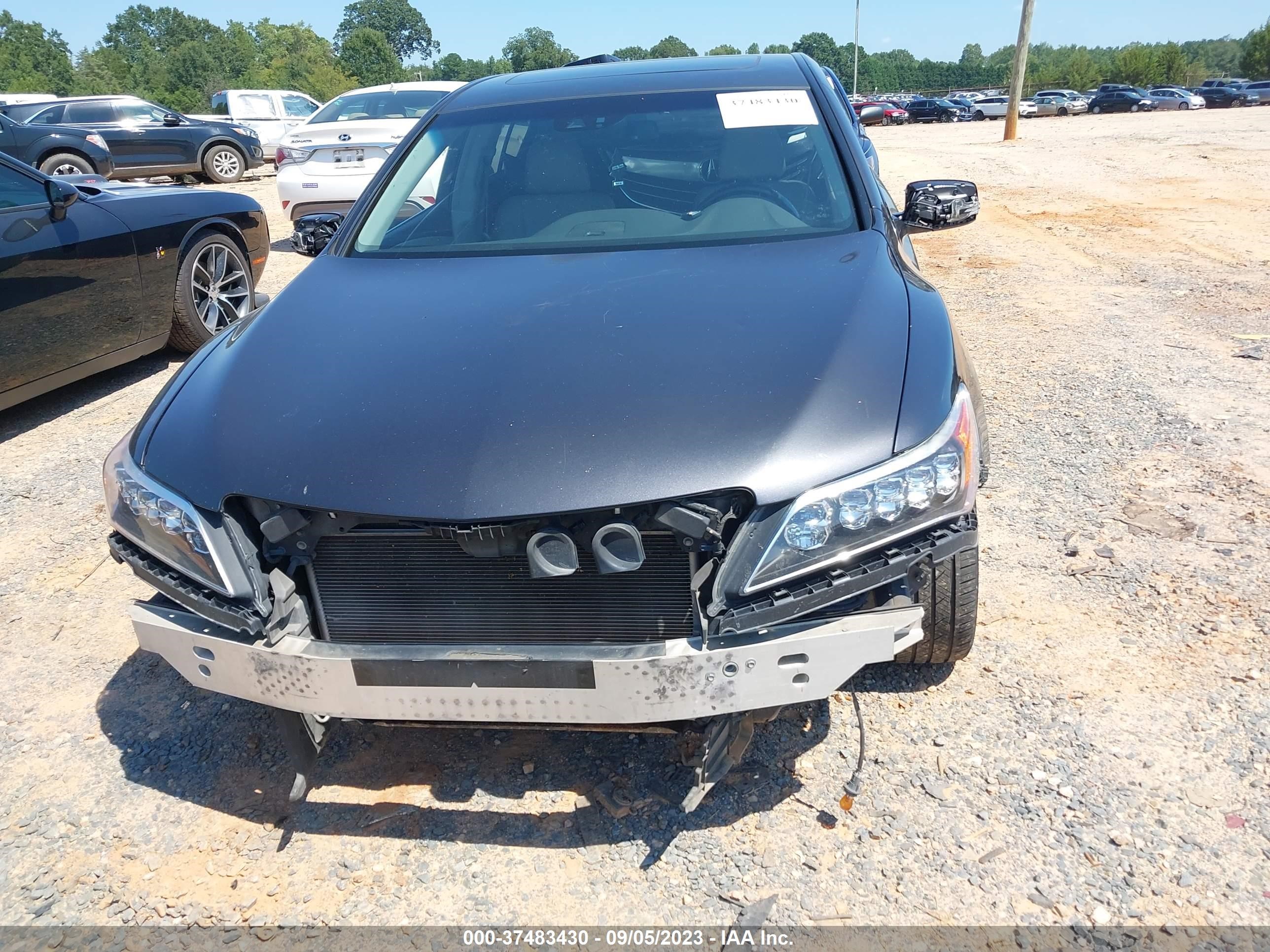 Photo 11 VIN: JH4KC1F5XEC003548 - ACURA RLX 