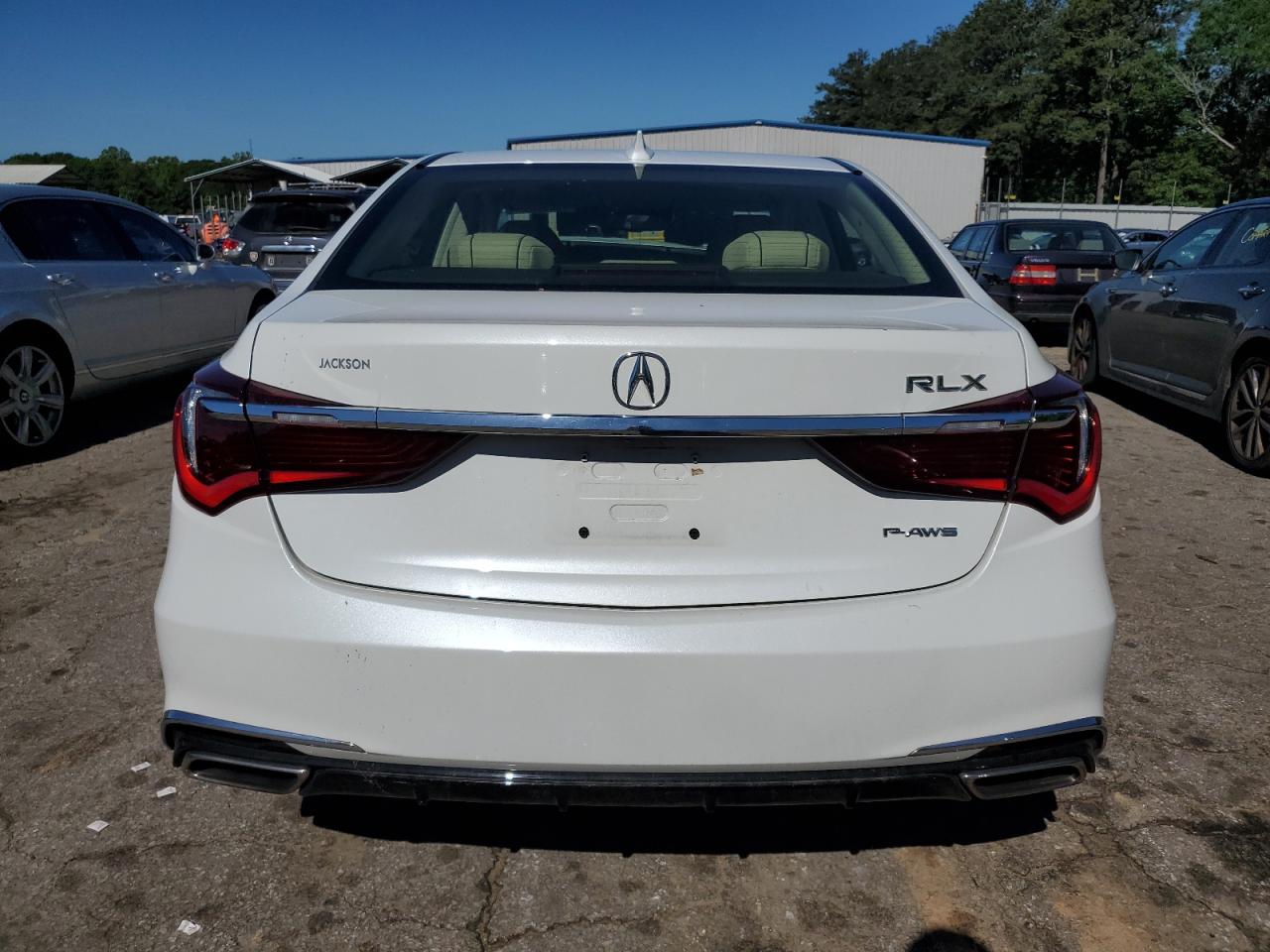 Photo 5 VIN: JH4KC1F5XJC001485 - ACURA RLX 