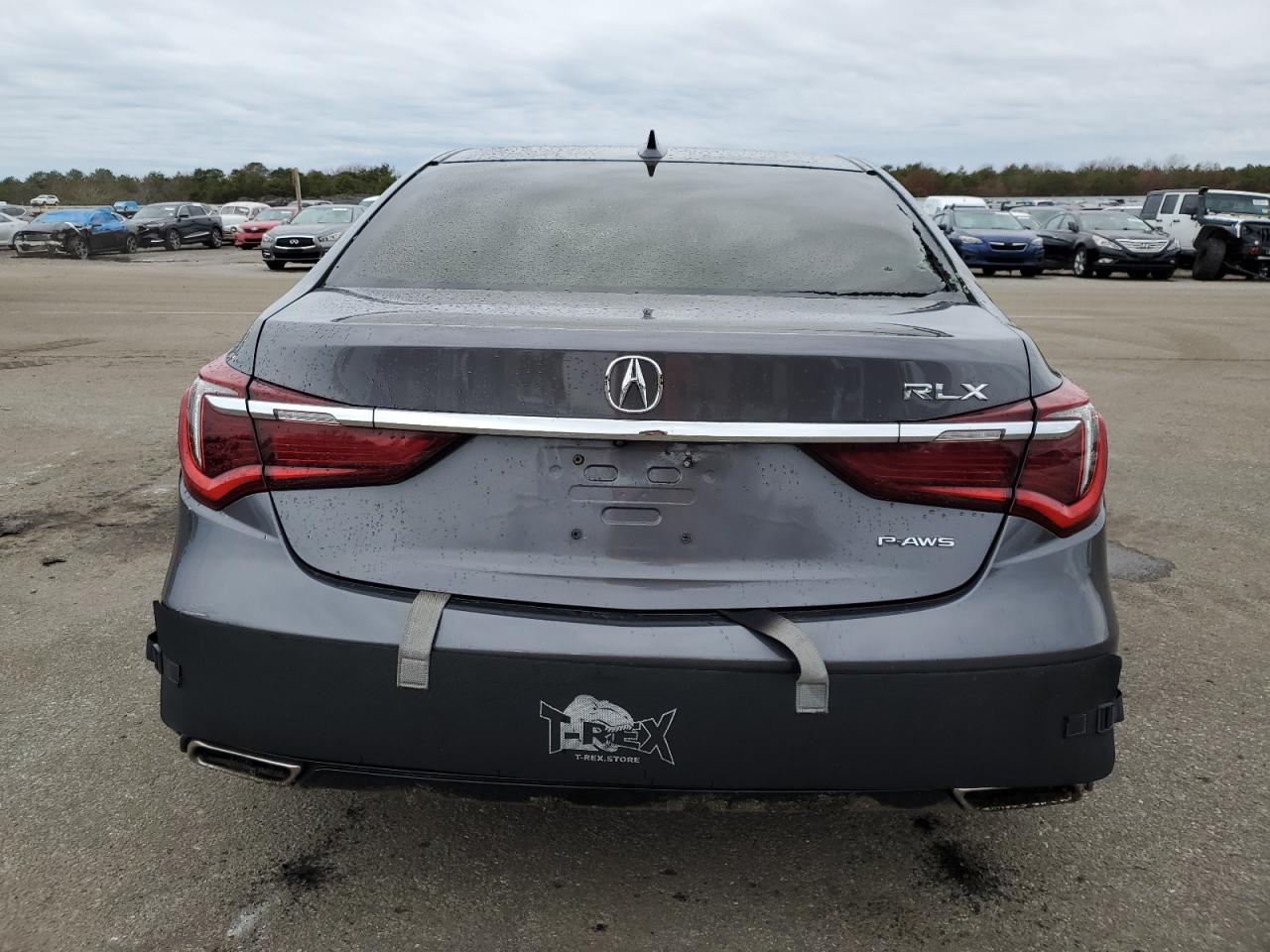 Photo 5 VIN: JH4KC1F5XJC001518 - ACURA RLX 