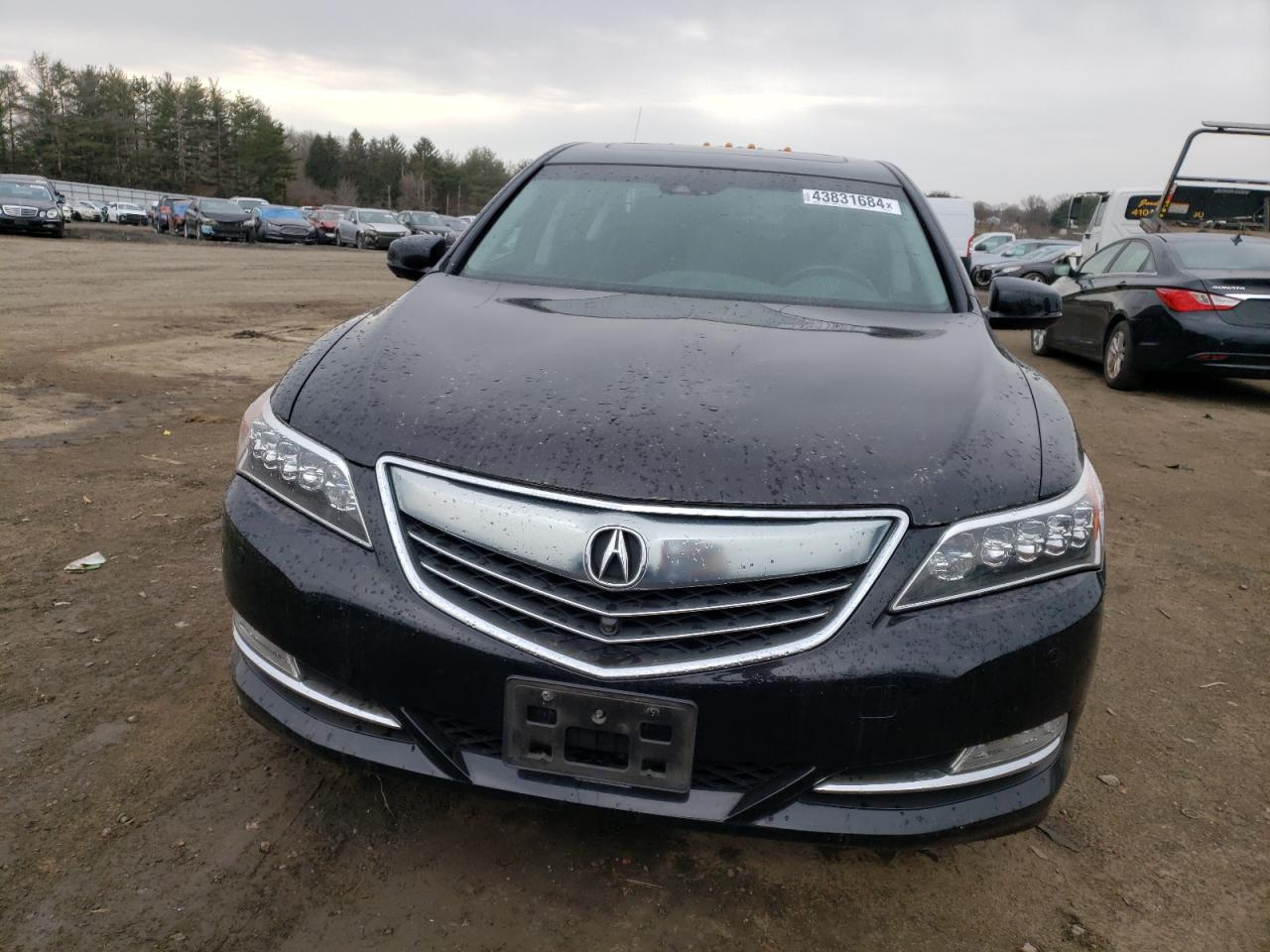 Photo 4 VIN: JH4KC1F93HC000501 - ACURA RLX 