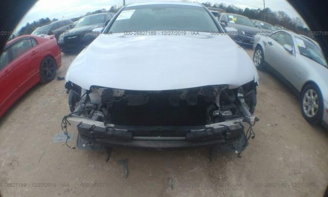 Photo 5 VIN: JH4KC1F98EC001123 - ACURA RLX 