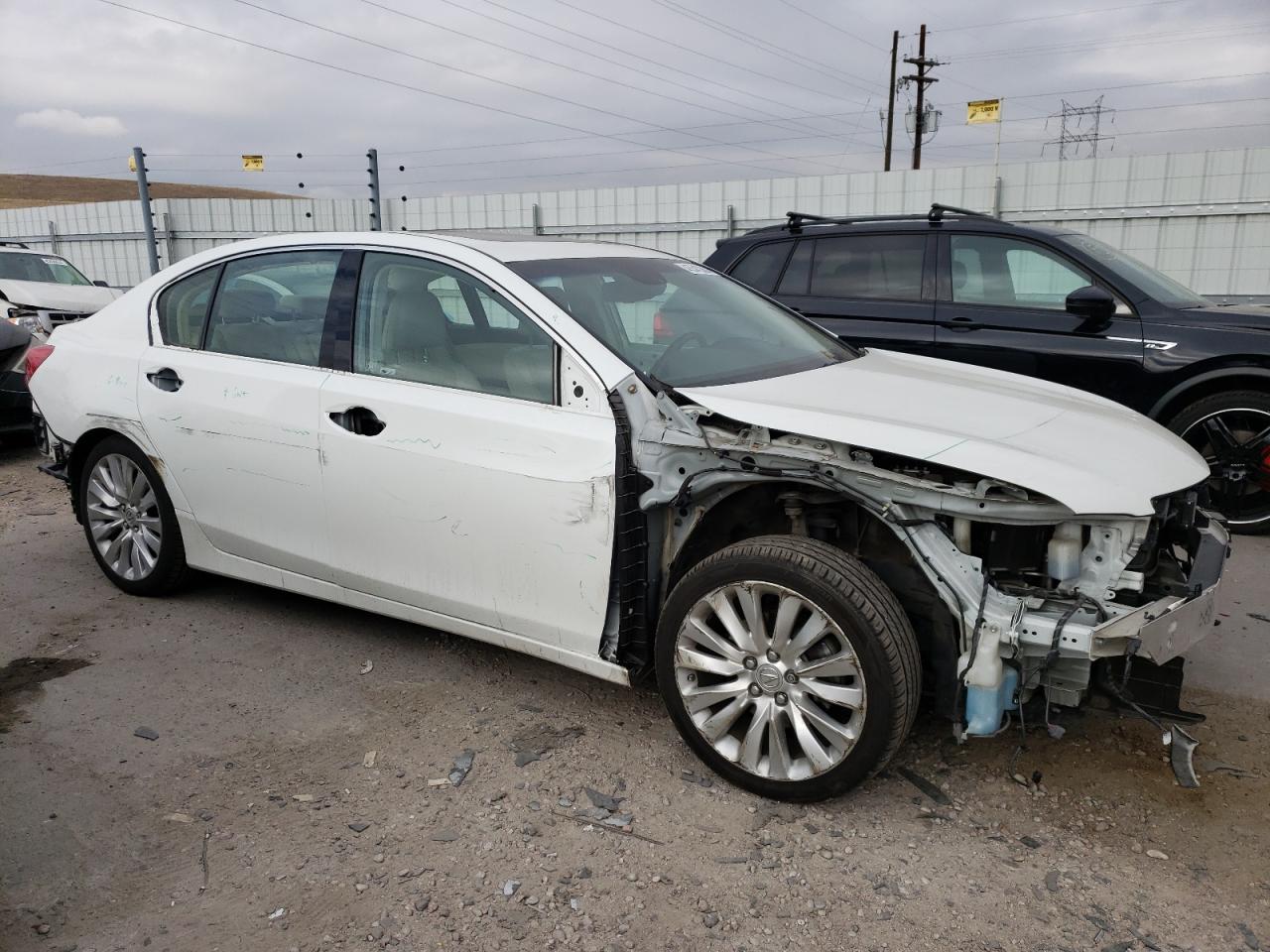 Photo 3 VIN: JH4KC1F99EC006234 - ACURA RLX 