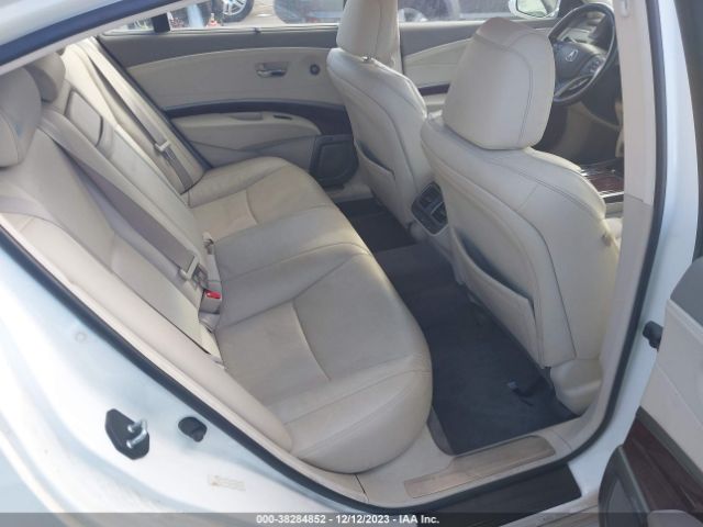 Photo 7 VIN: JH4KC2F99GC000300 - ACURA RLX 