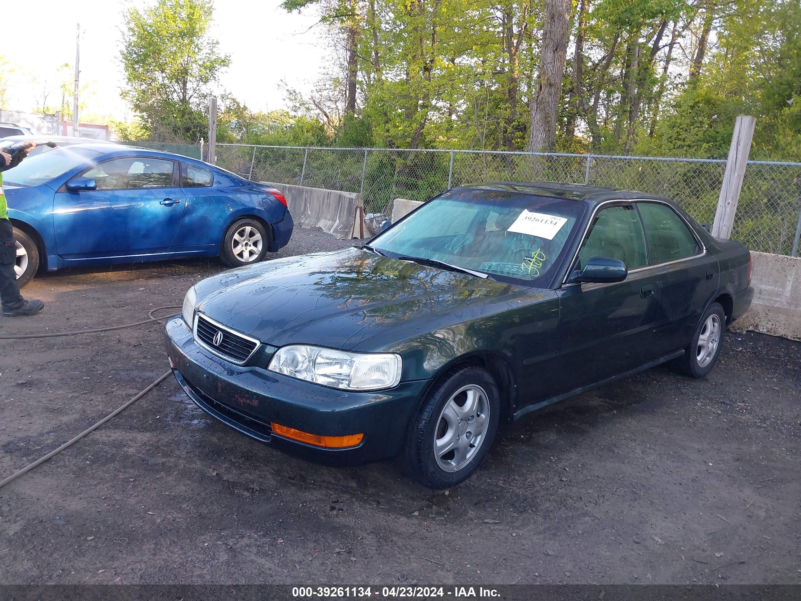 Photo 1 VIN: JH4UA2654TC019181 - ACURA TL 