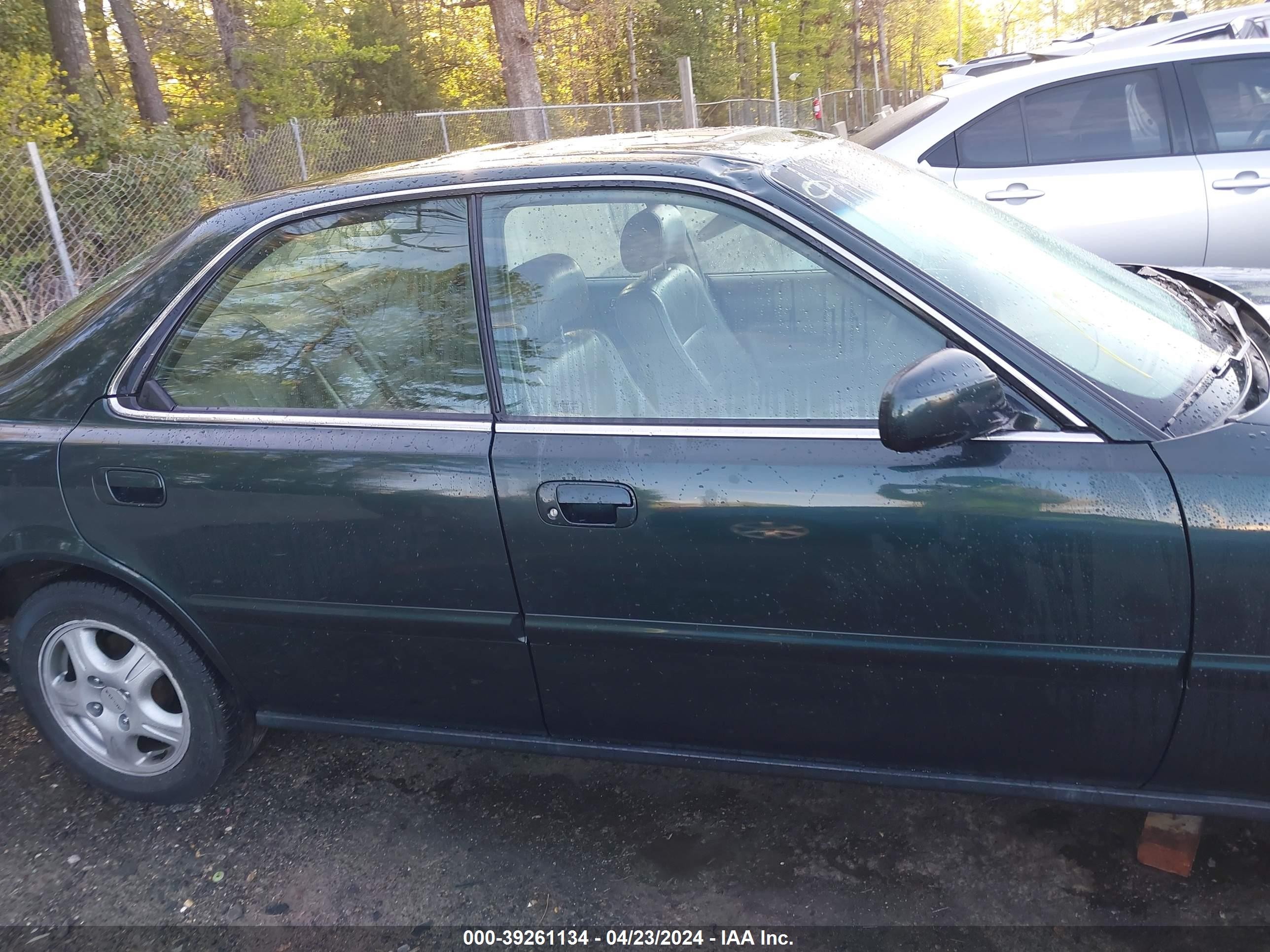 Photo 11 VIN: JH4UA2654TC019181 - ACURA TL 