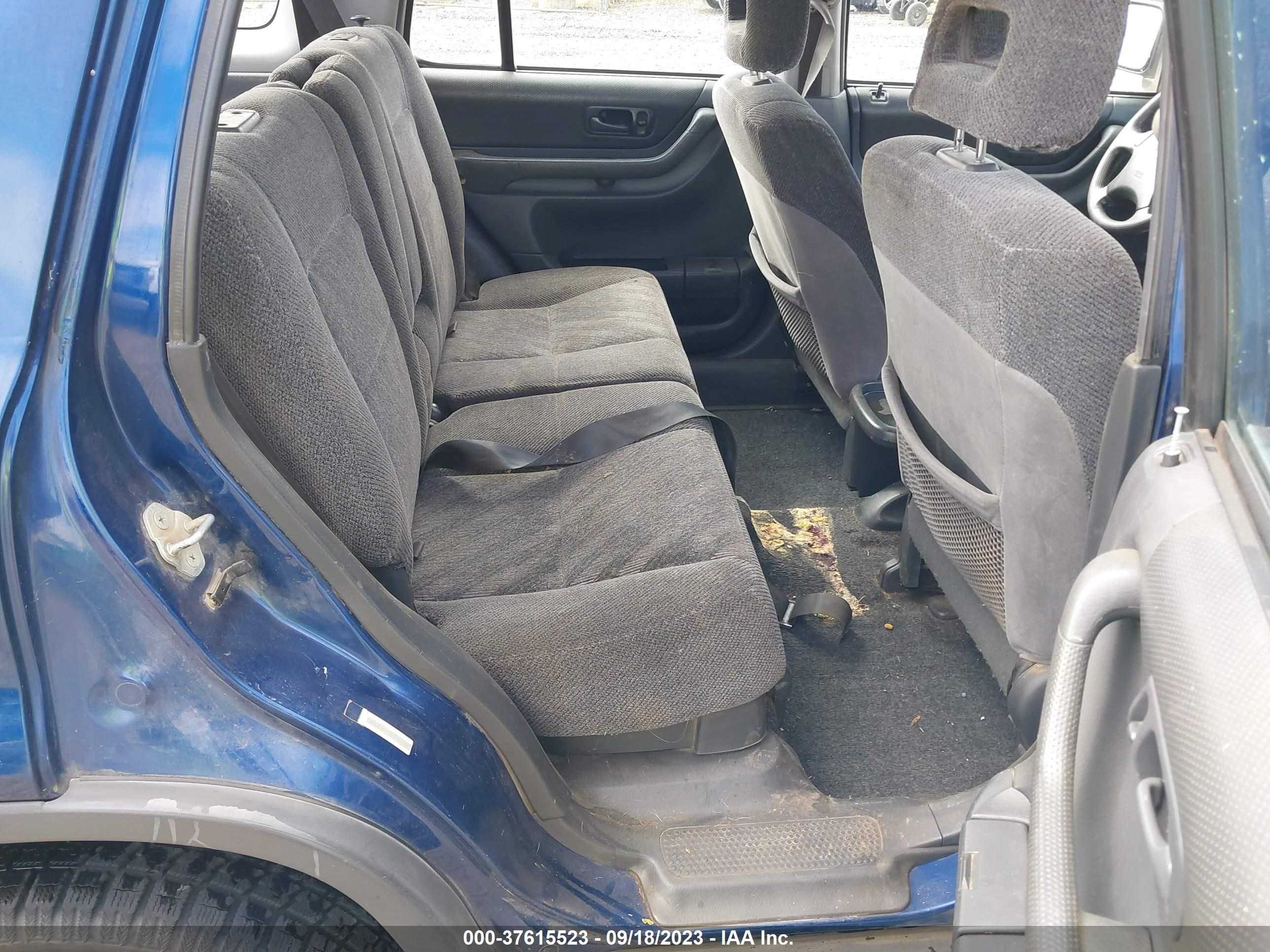 Photo 7 VIN: JHLRD174XXC069672 - HONDA CR-V 