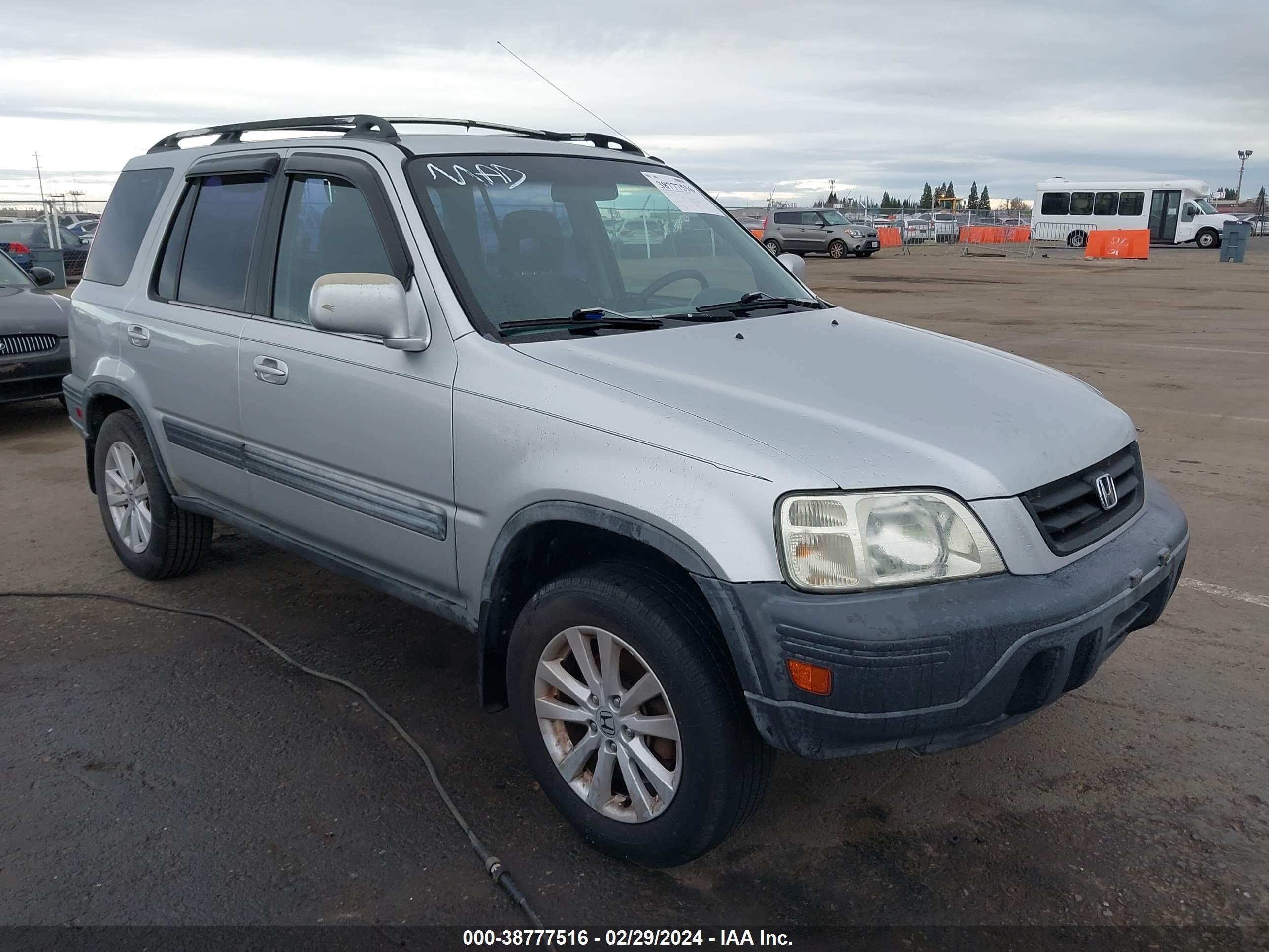 Photo 0 VIN: JHLRD1761YC021318 - HONDA CR-V 