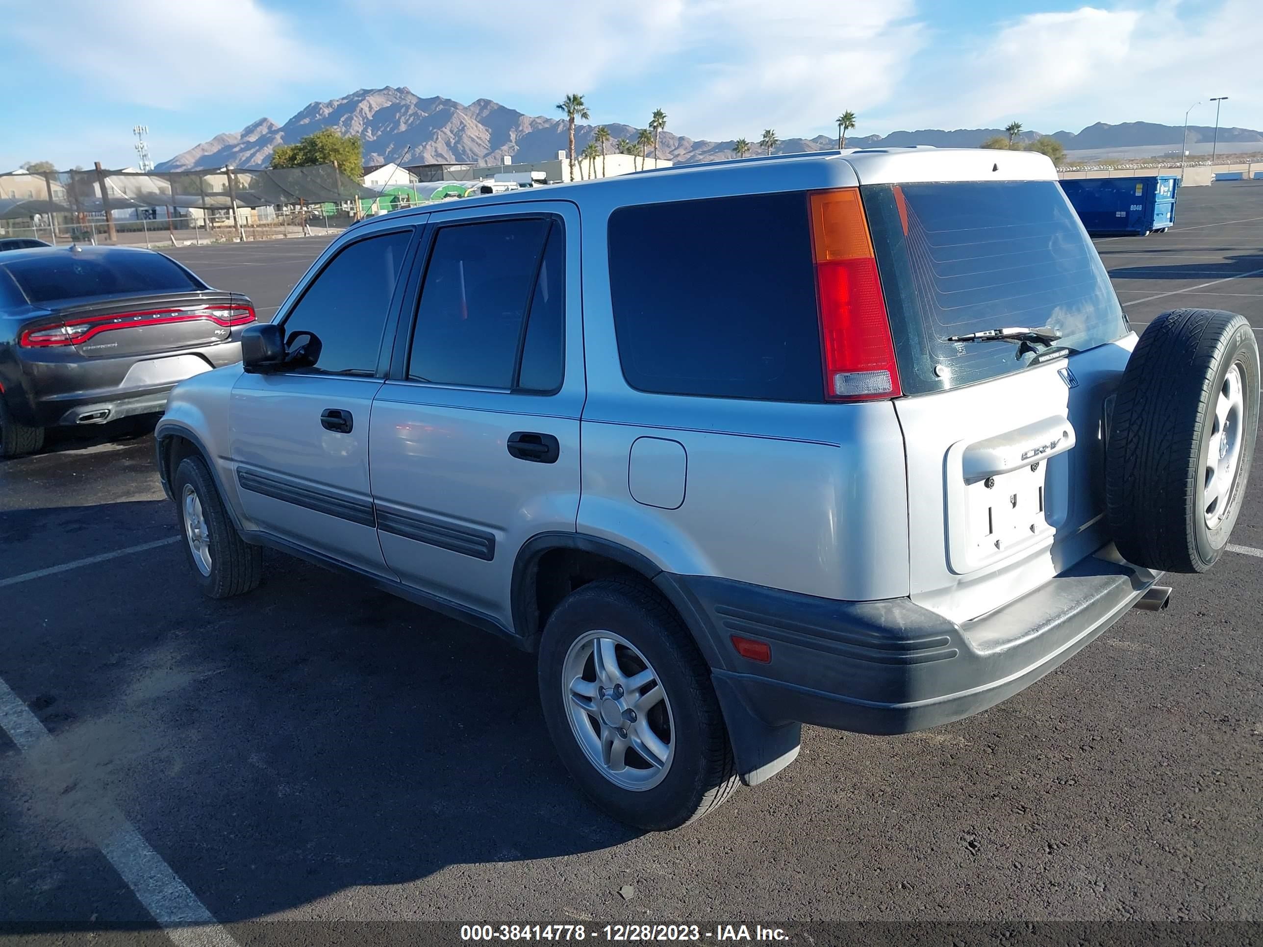 Photo 2 VIN: JHLRD1842WC046626 - HONDA CR-V 