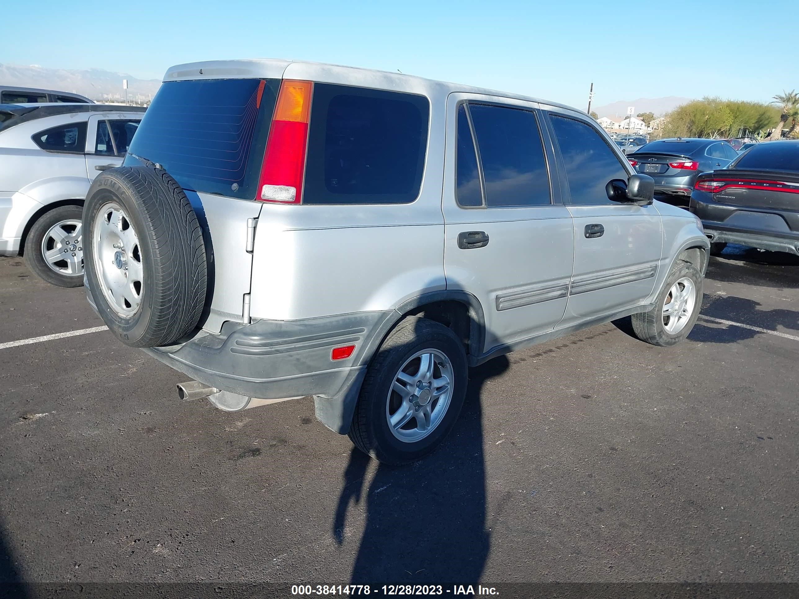 Photo 3 VIN: JHLRD1842WC046626 - HONDA CR-V 