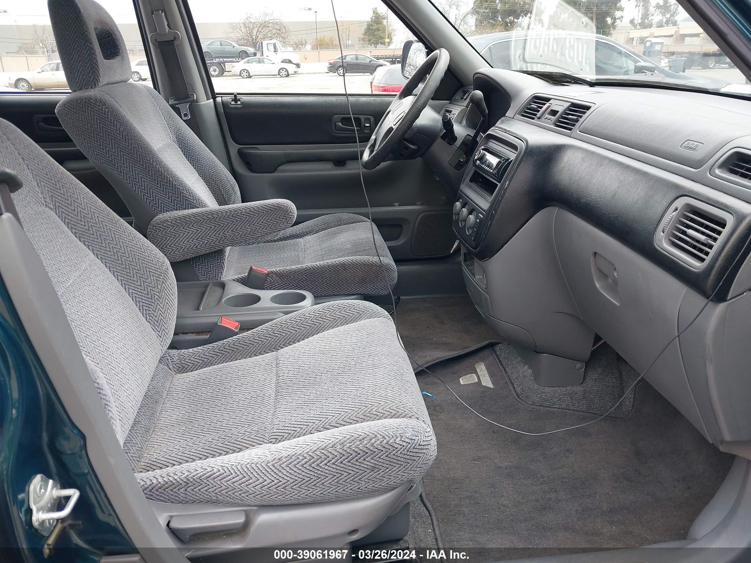 Photo 4 VIN: JHLRD1846WC033684 - HONDA CR-V 