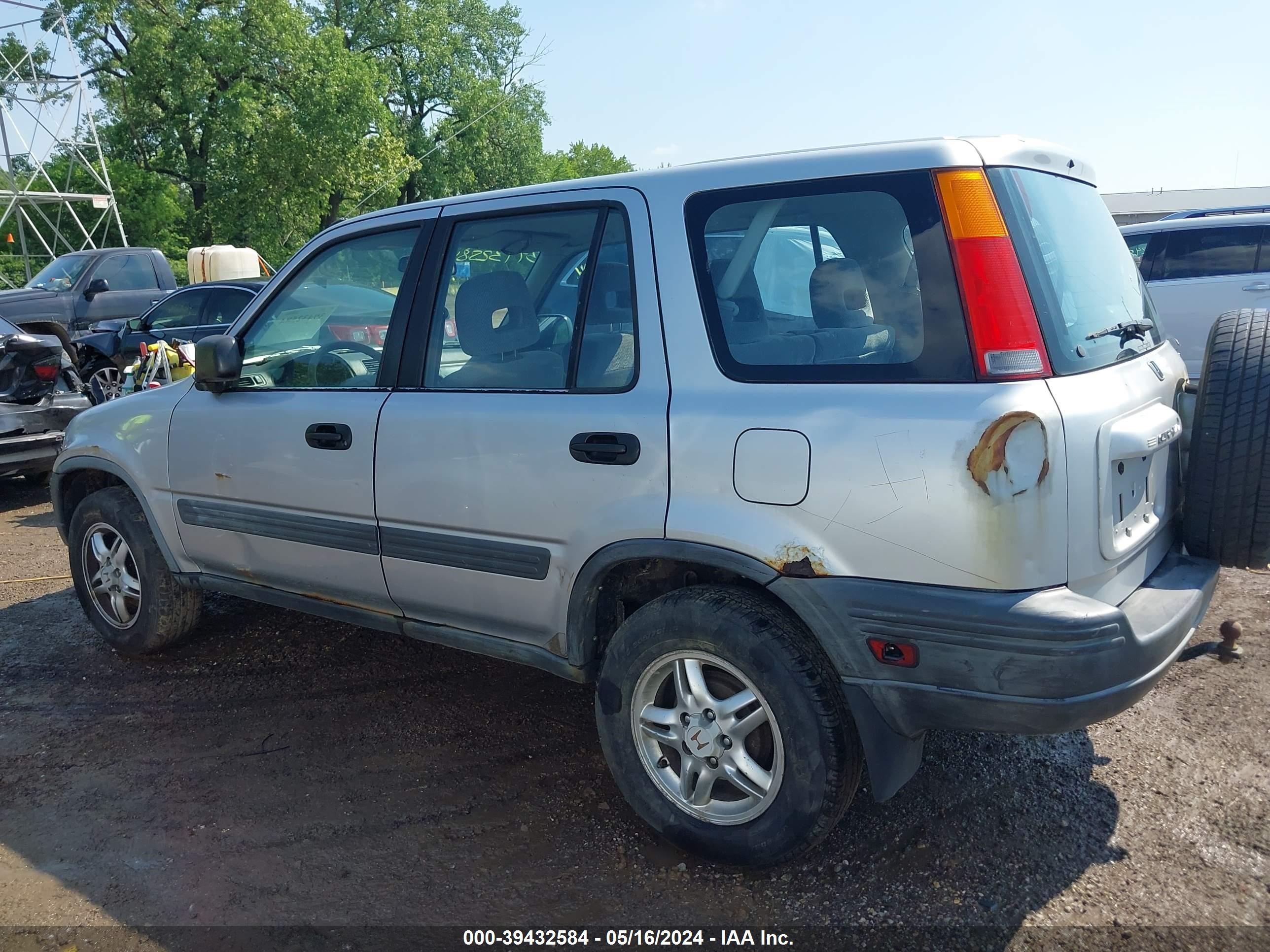 Photo 13 VIN: JHLRD1852VC021832 - HONDA CR-V 