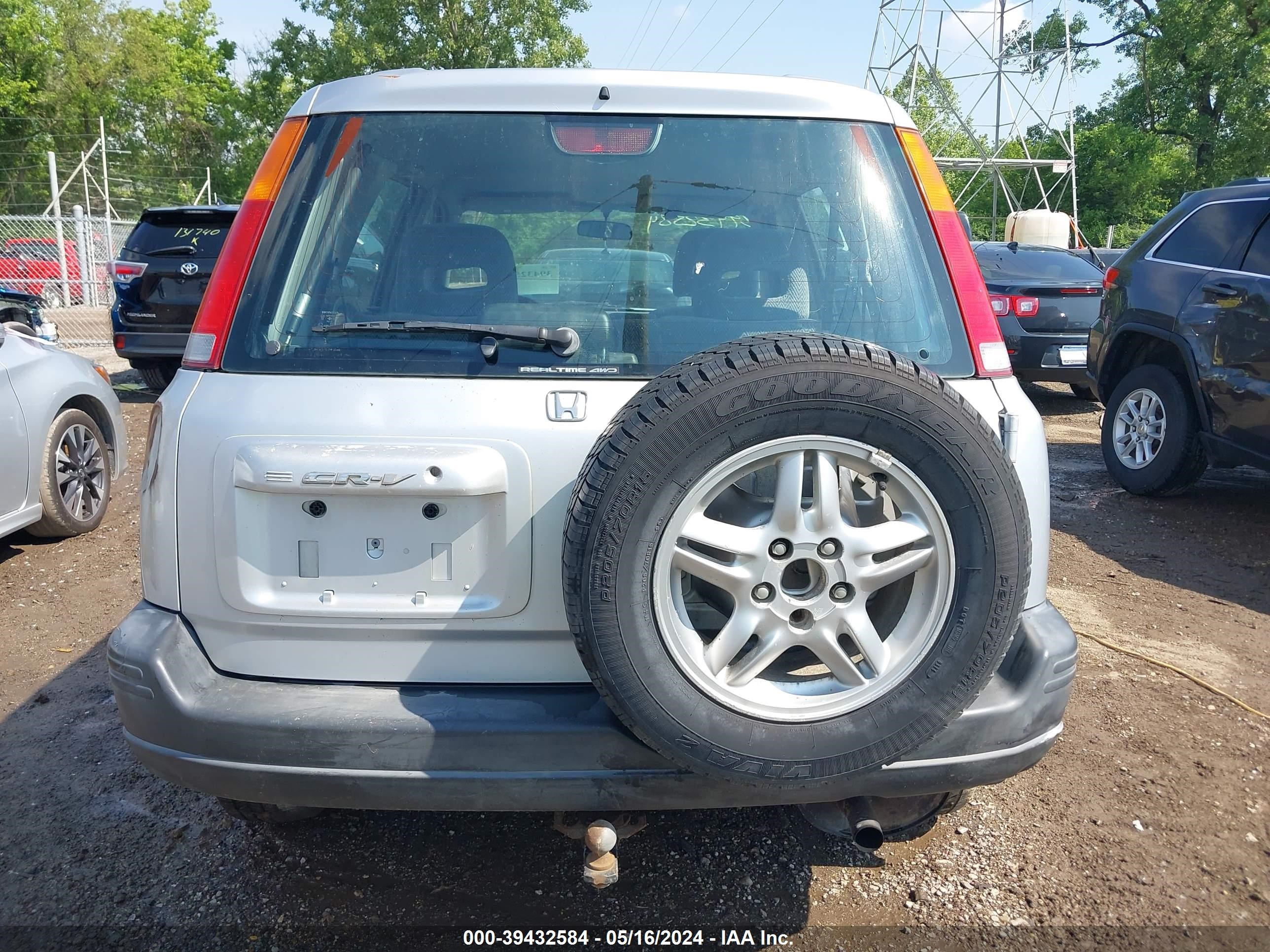 Photo 15 VIN: JHLRD1852VC021832 - HONDA CR-V 