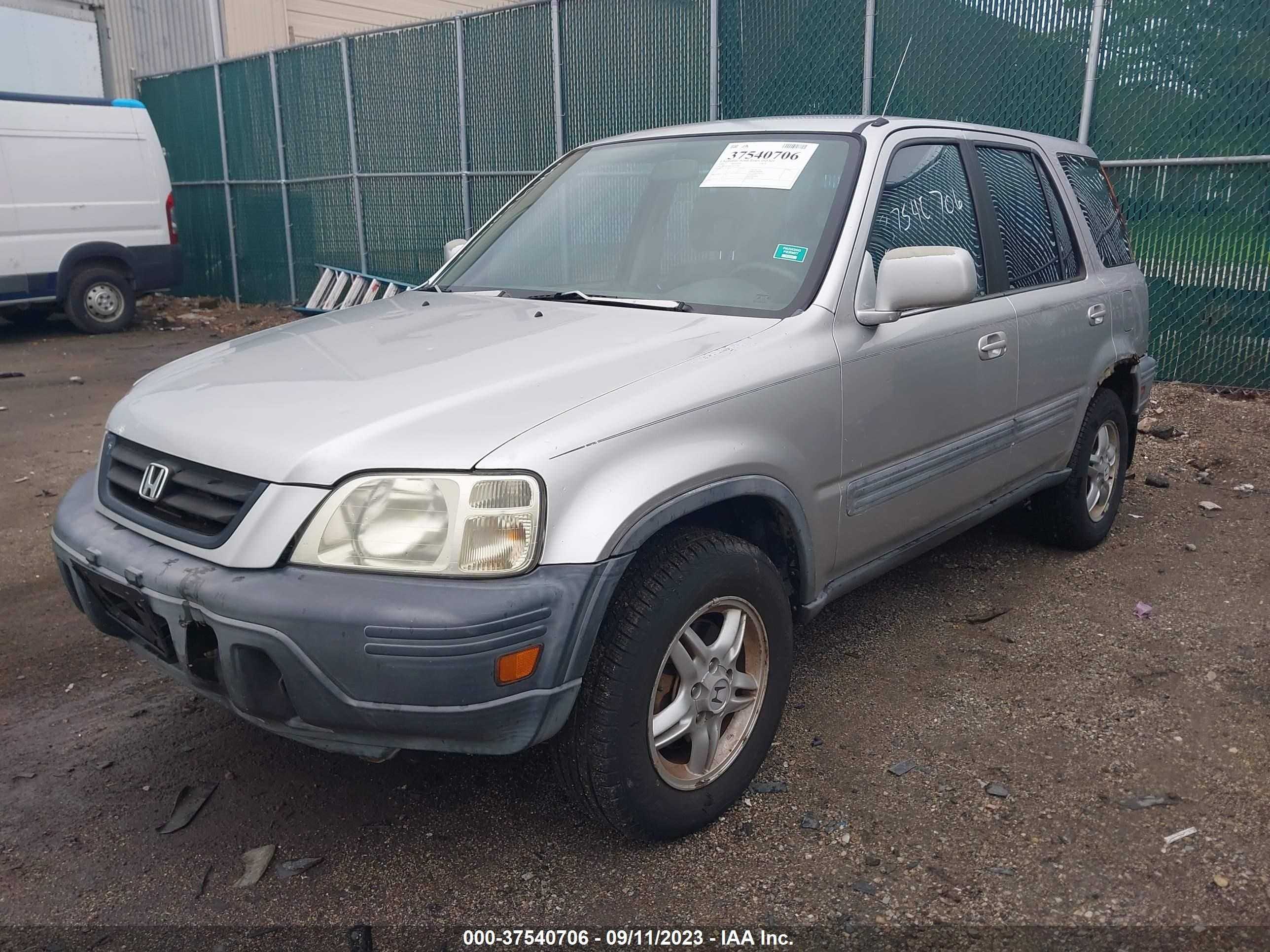 Photo 1 VIN: JHLRD1863XC011452 - HONDA CR-V 