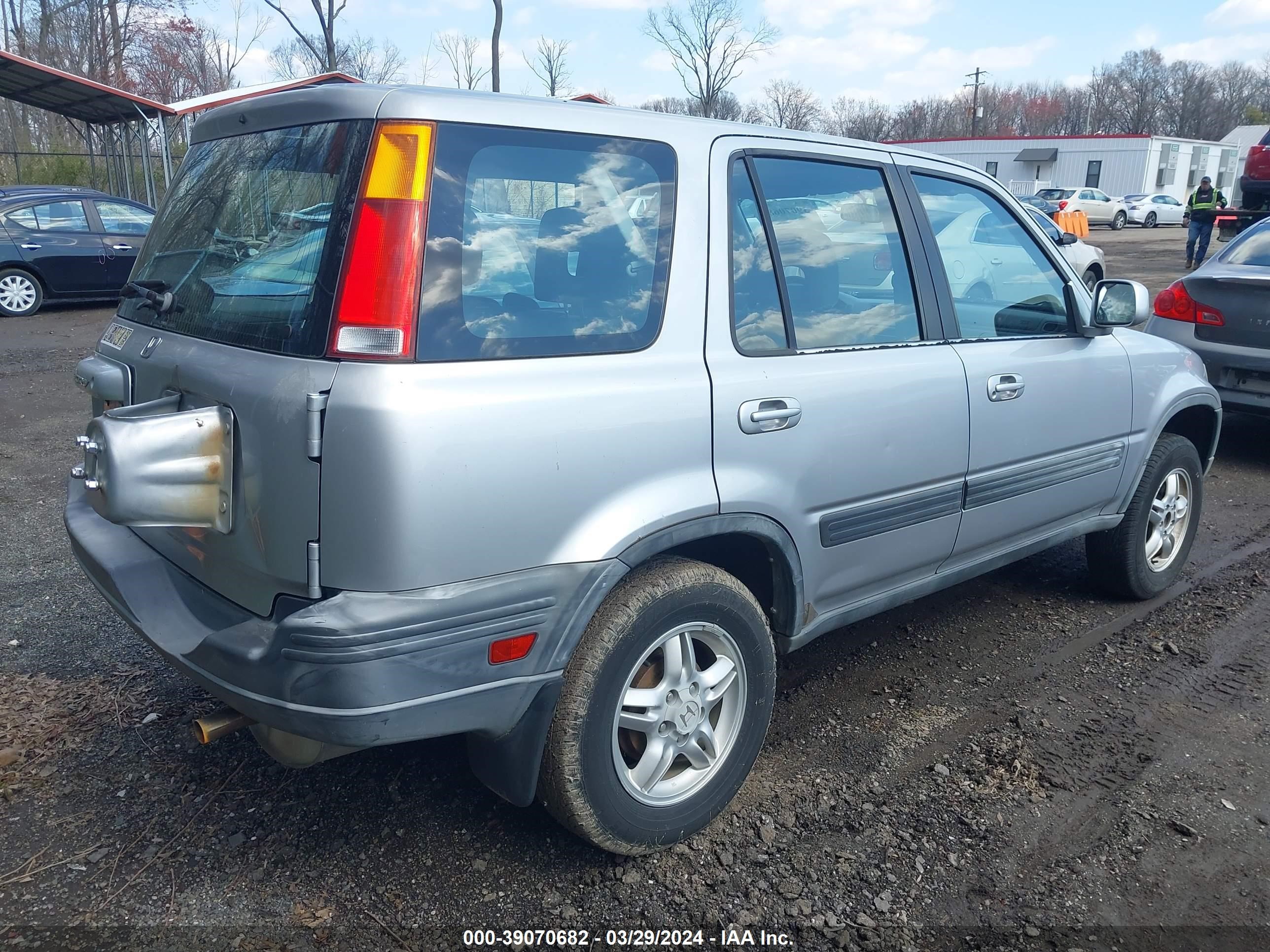 Photo 3 VIN: JHLRD18671C034949 - HONDA CR-V 