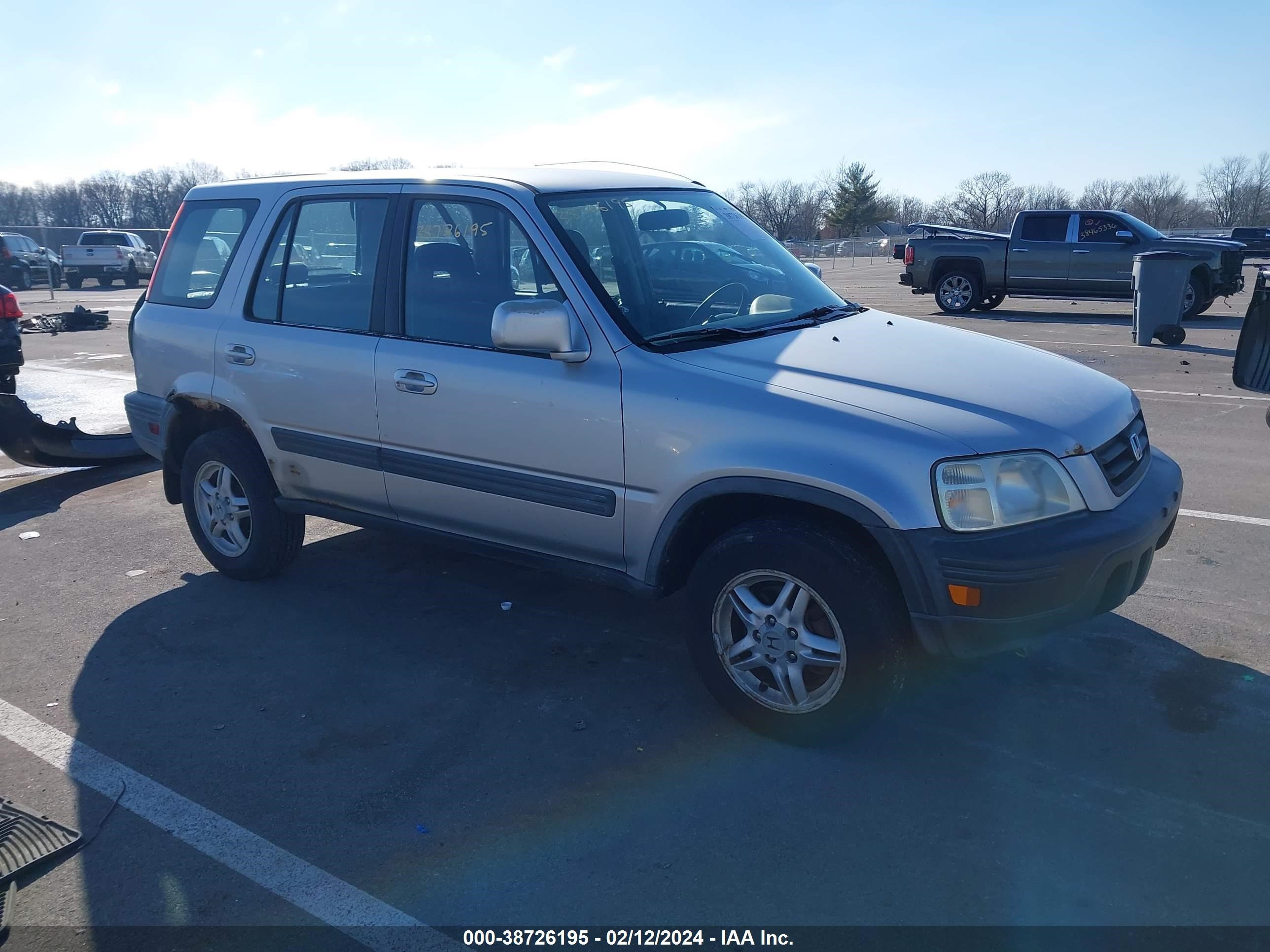 Photo 0 VIN: JHLRD1867YC047047 - HONDA CR-V 