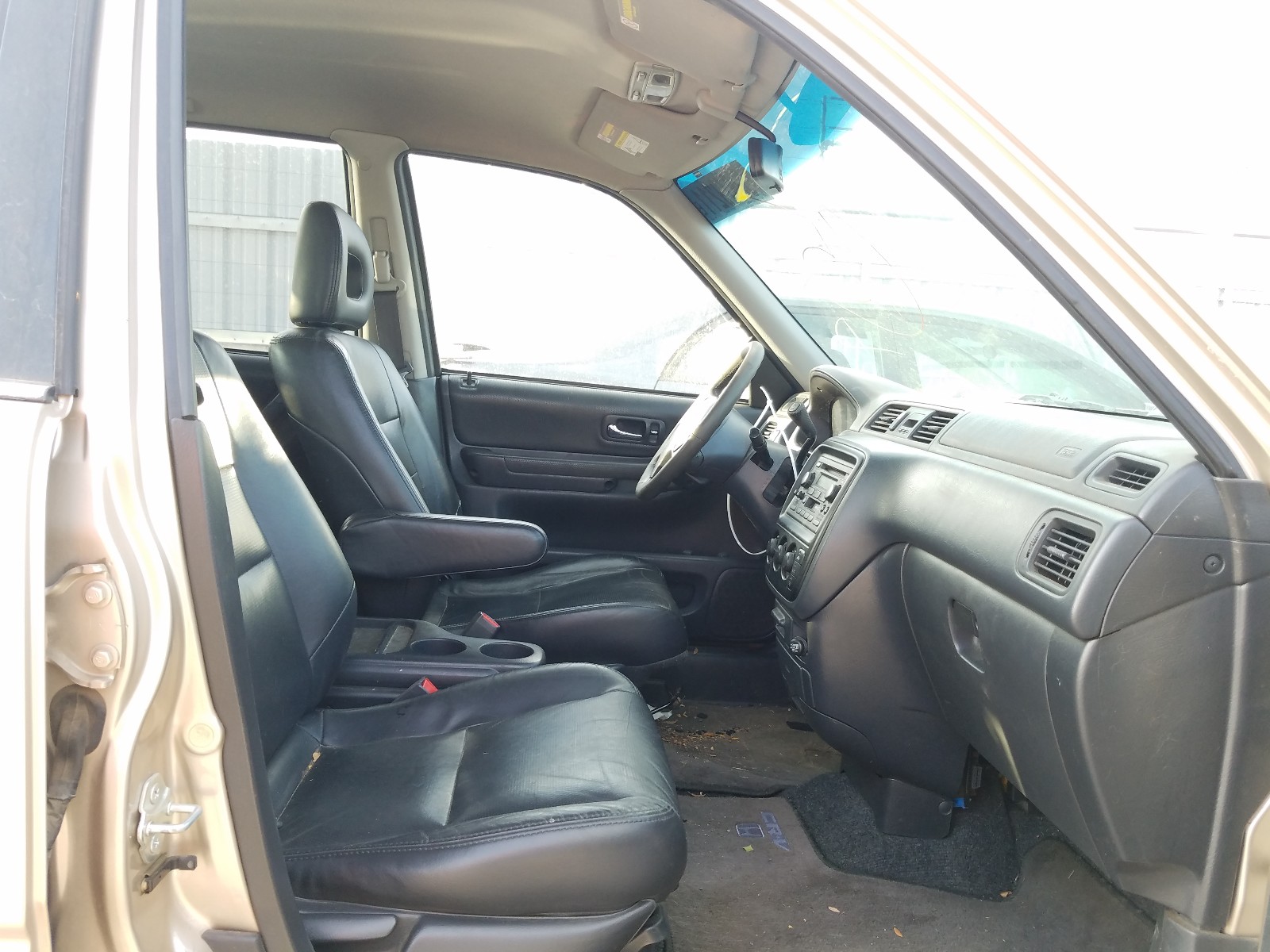 Photo 4 VIN: JHLRD1870YC048291 - HONDA CR-V SE 