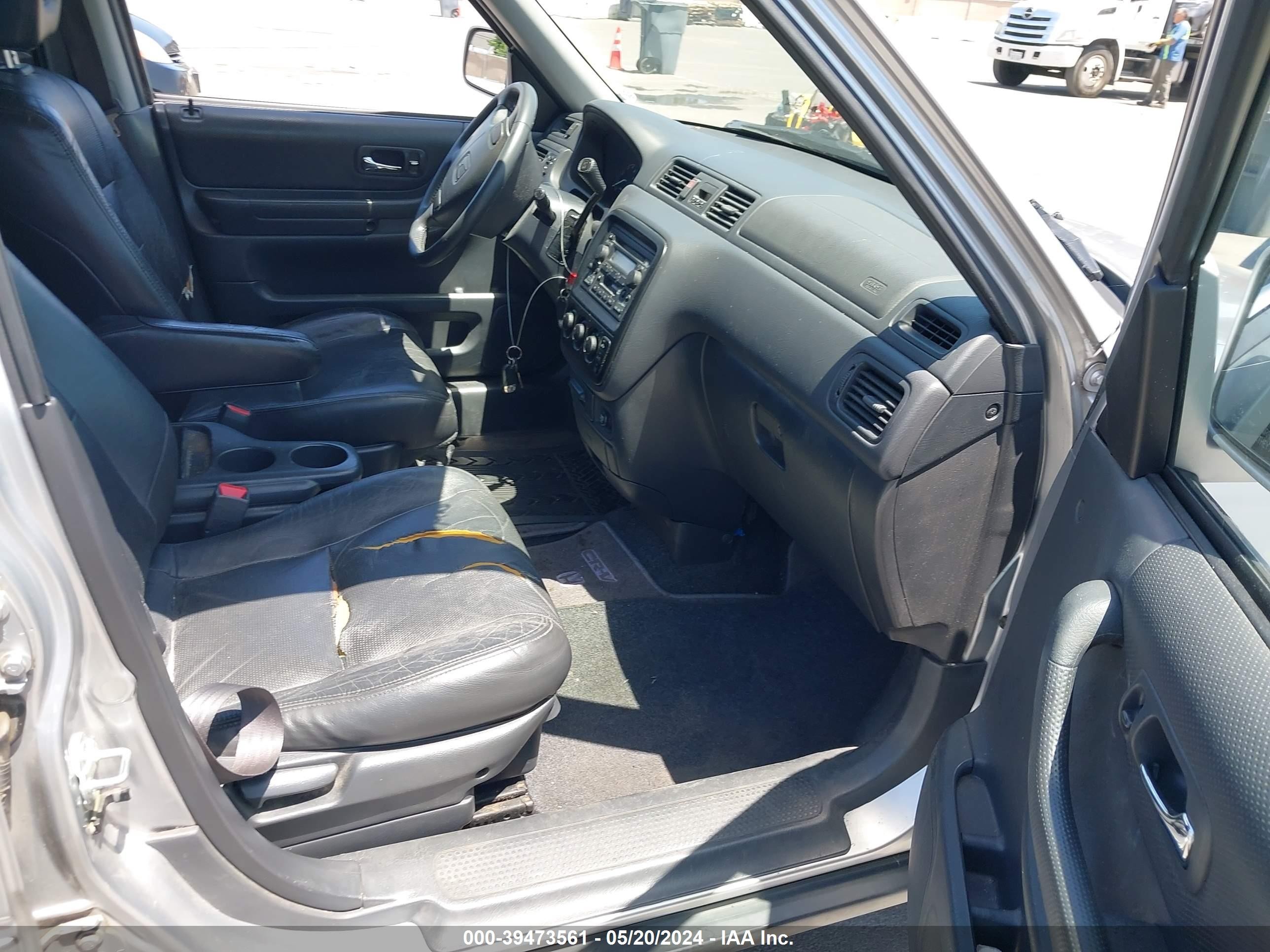 Photo 4 VIN: JHLRD18721C056933 - HONDA CR-V 