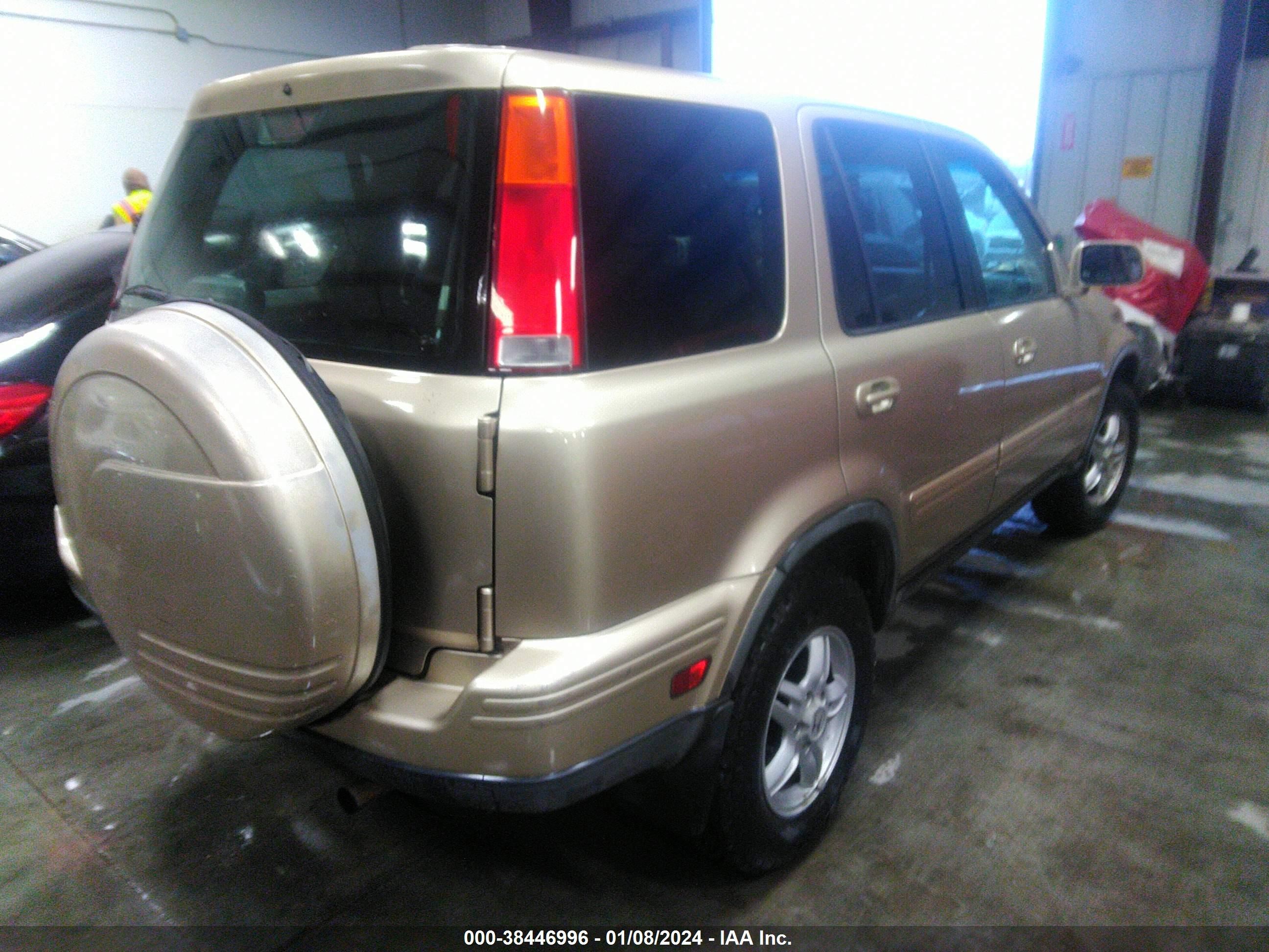 Photo 3 VIN: JHLRD187XYS018172 - HONDA CR-V 