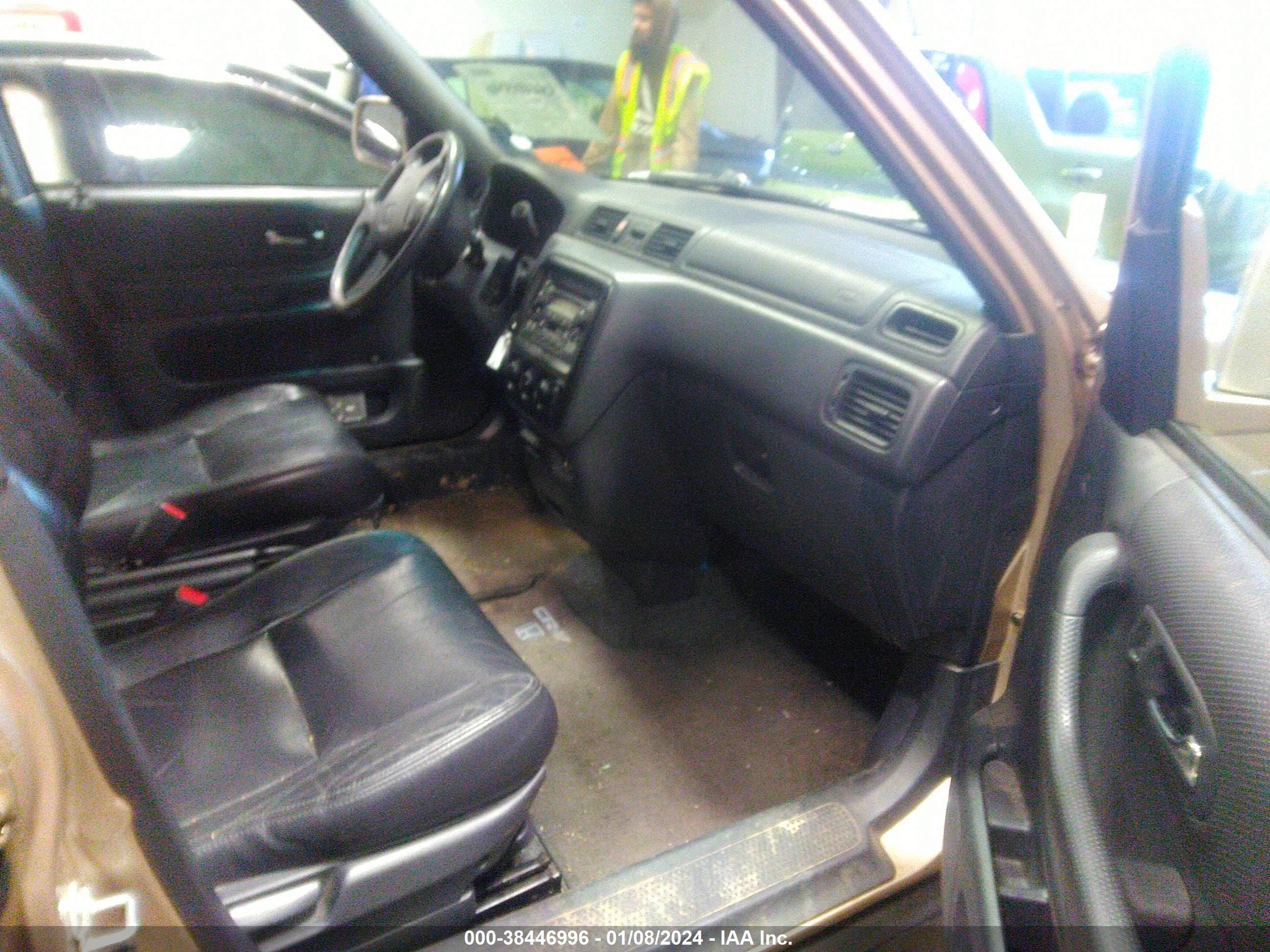 Photo 4 VIN: JHLRD187XYS018172 - HONDA CR-V 