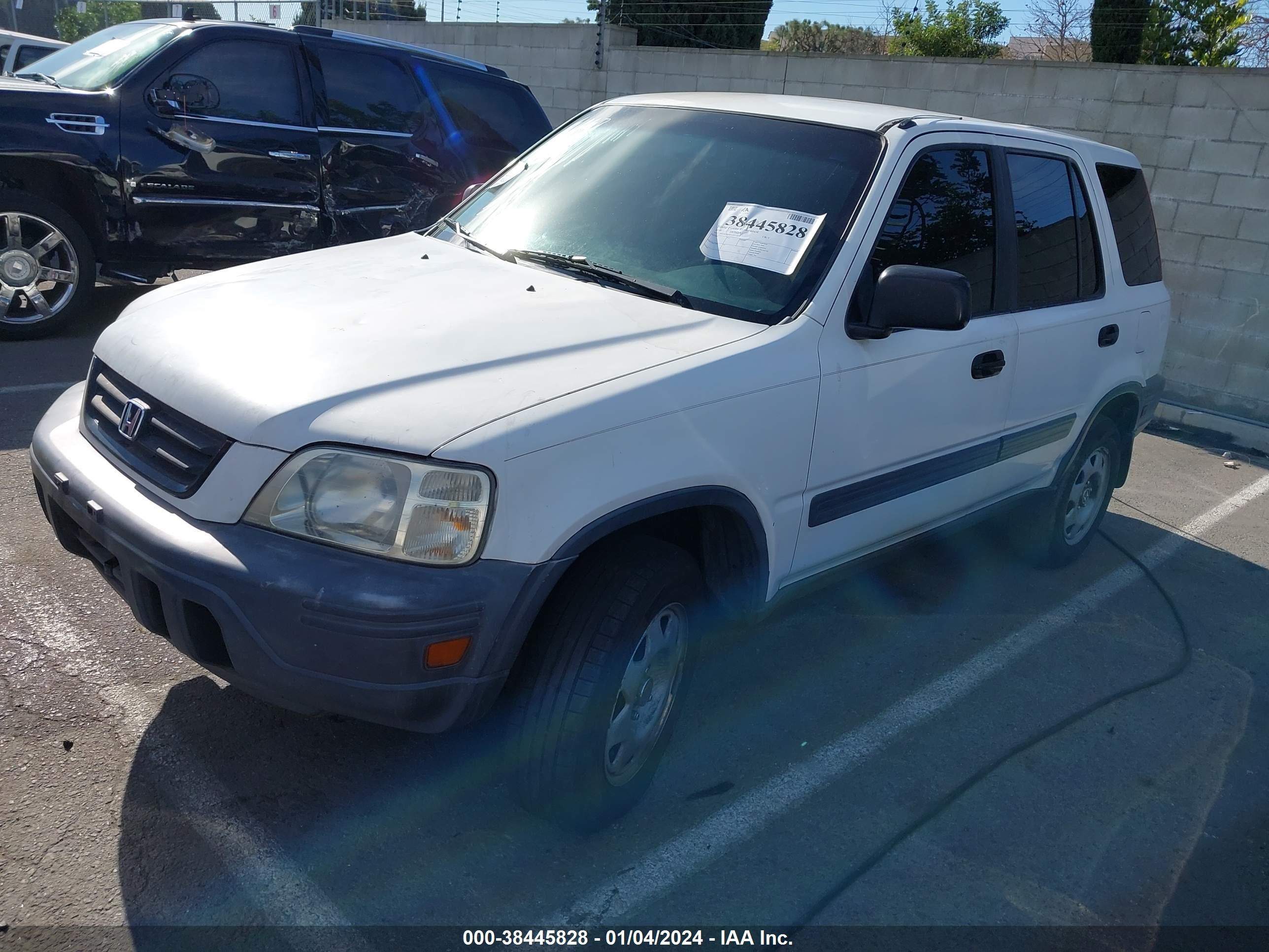 Photo 1 VIN: JHLRD2840YS005653 - HONDA CR-V 