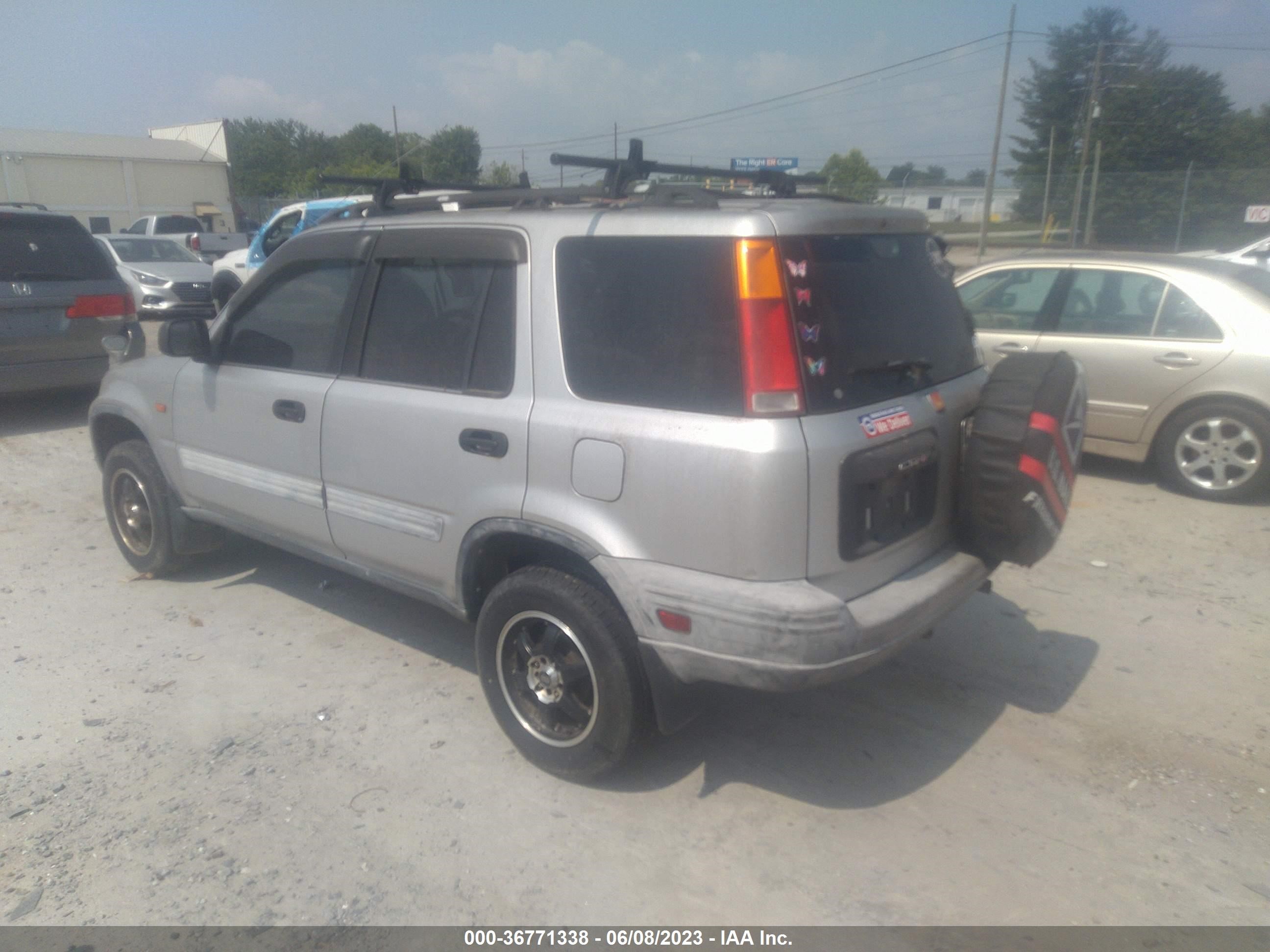 Photo 2 VIN: JHLRD2843XC008636 - HONDA CR-V 