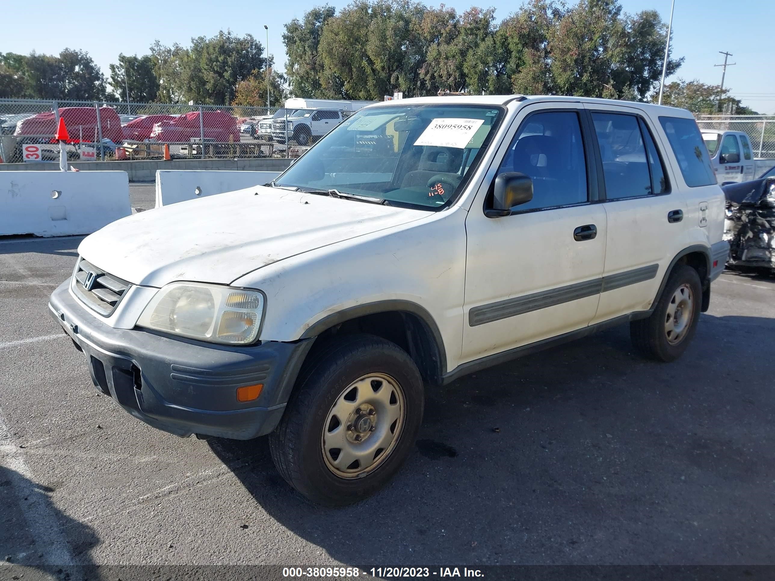 Photo 1 VIN: JHLRD2843YS000849 - HONDA CR-V 