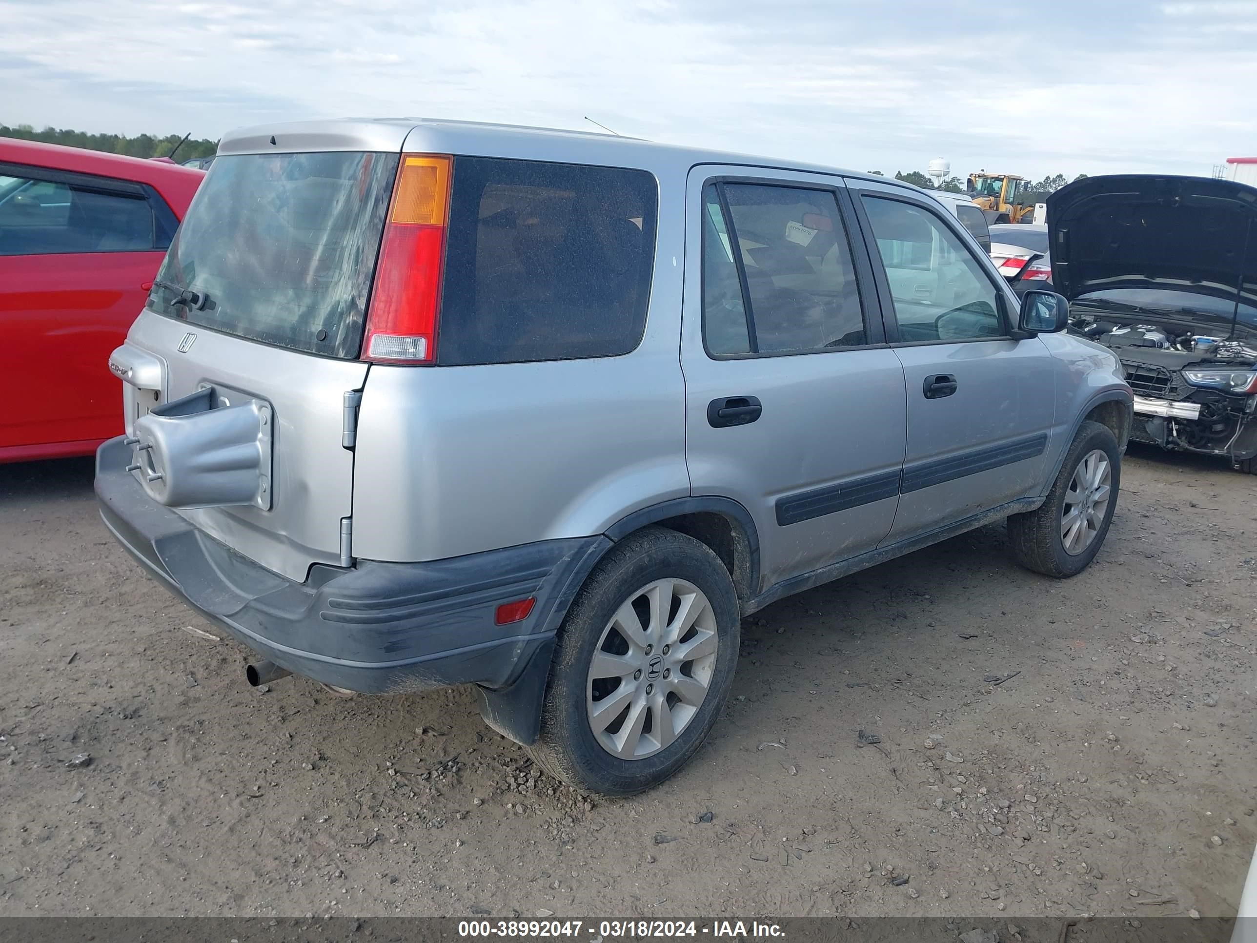 Photo 3 VIN: JHLRD28461S018168 - HONDA CR-V 