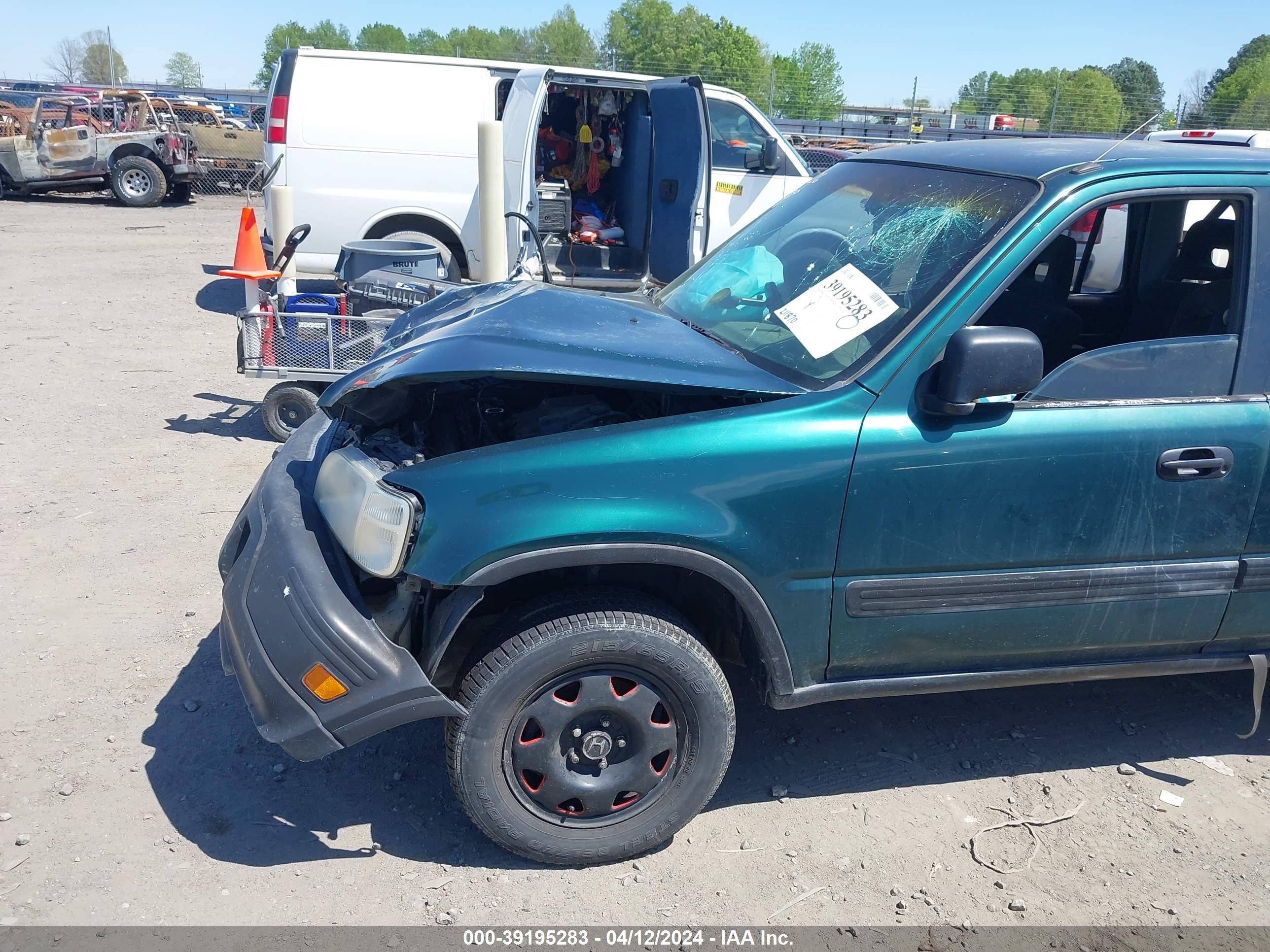 Photo 11 VIN: JHLRD2849YC005743 - HONDA CR-V 