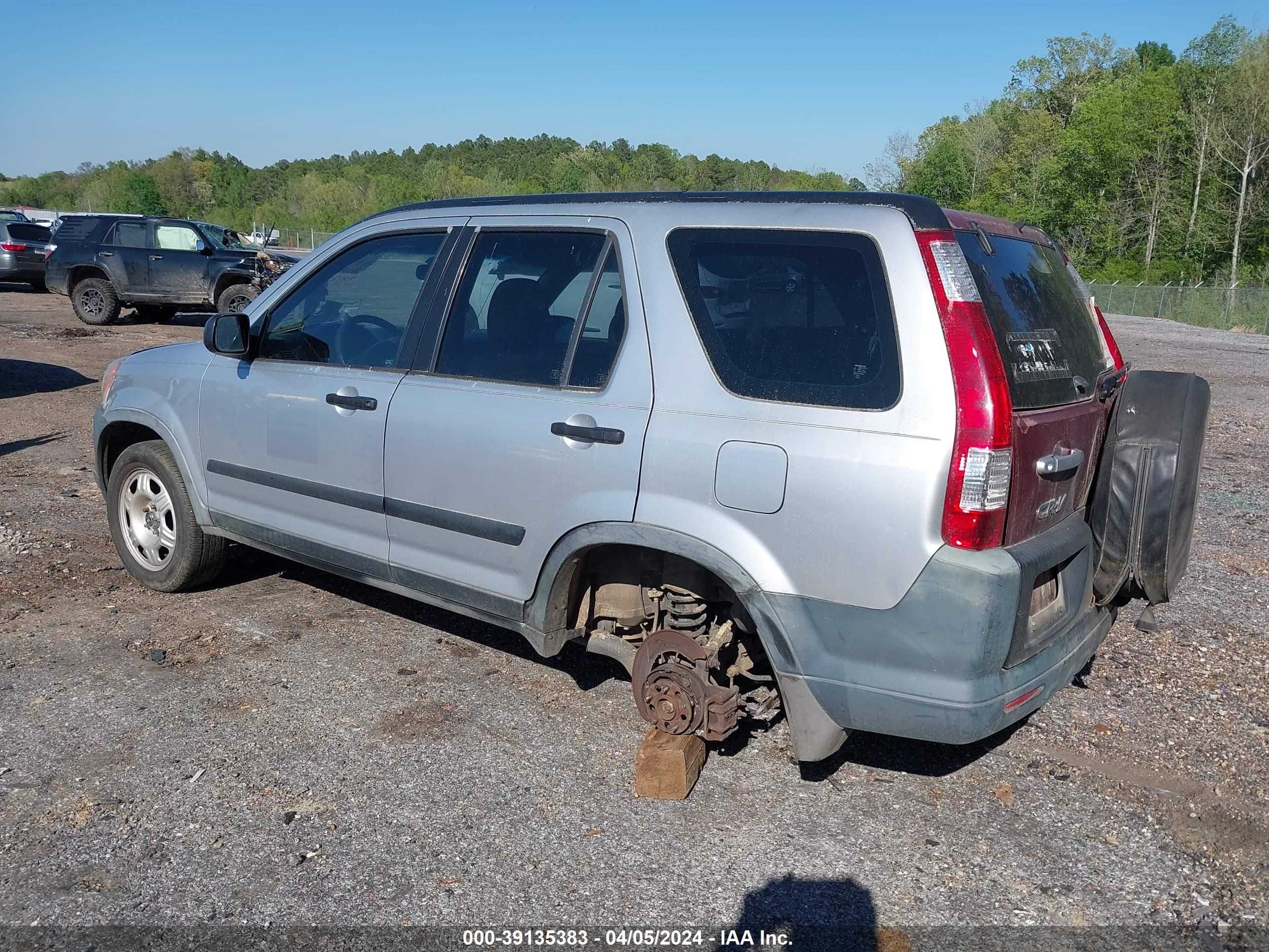 Photo 2 VIN: JHLRD68535C003031 - HONDA CR-V 