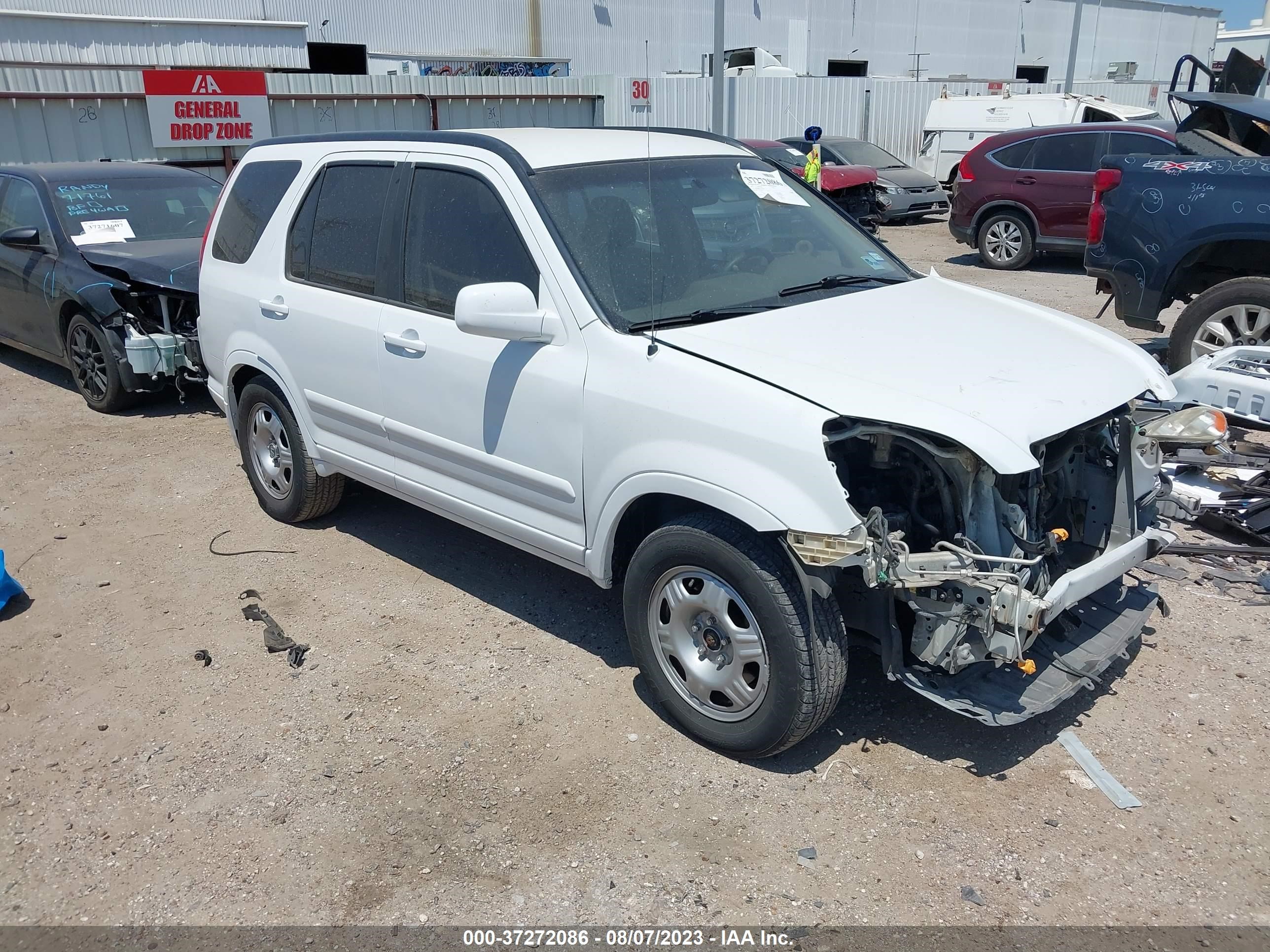 Photo 0 VIN: JHLRD68535C013767 - HONDA CR-V 