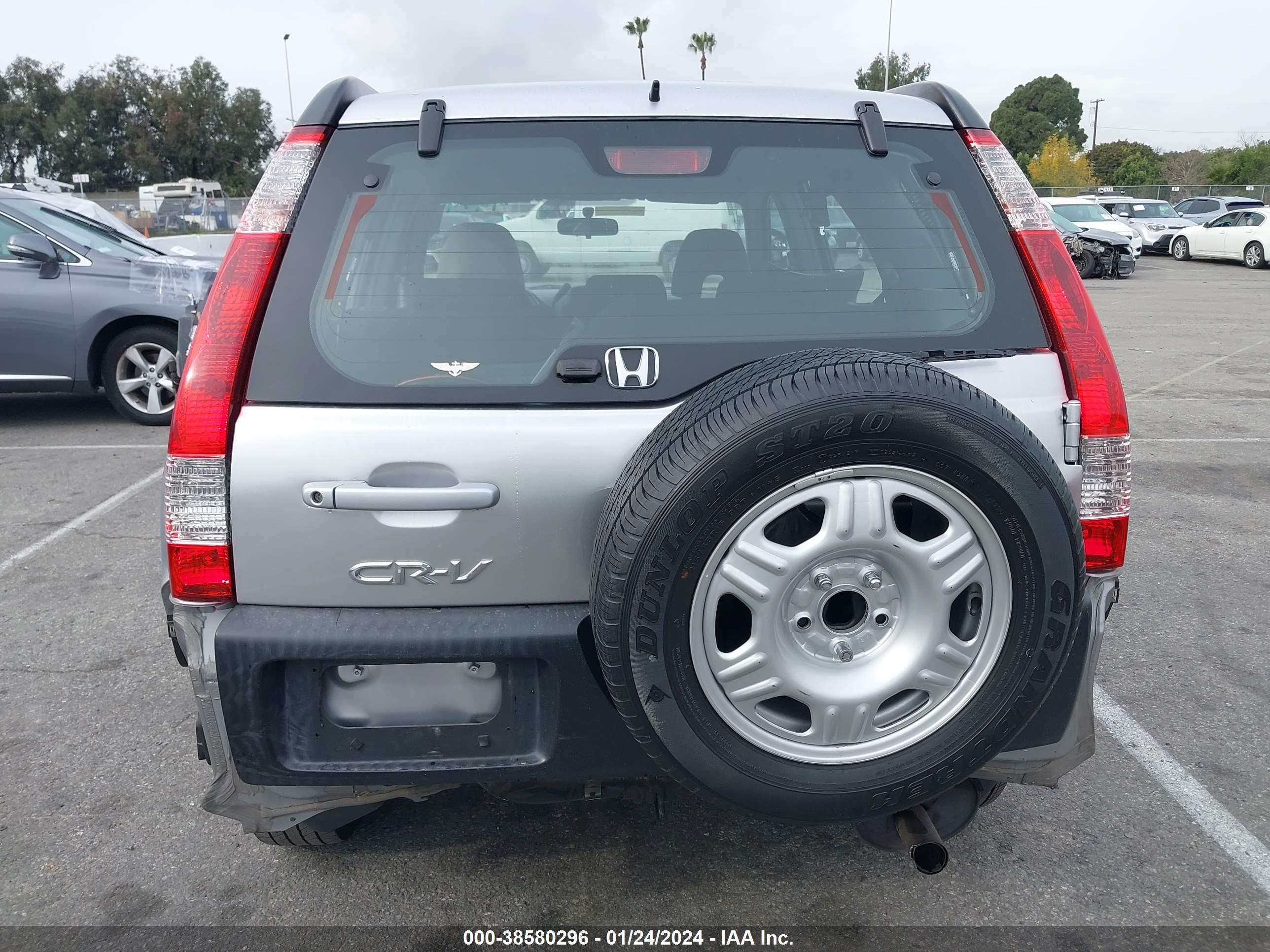 Photo 5 VIN: JHLRD68535C017480 - HONDA CR-V 