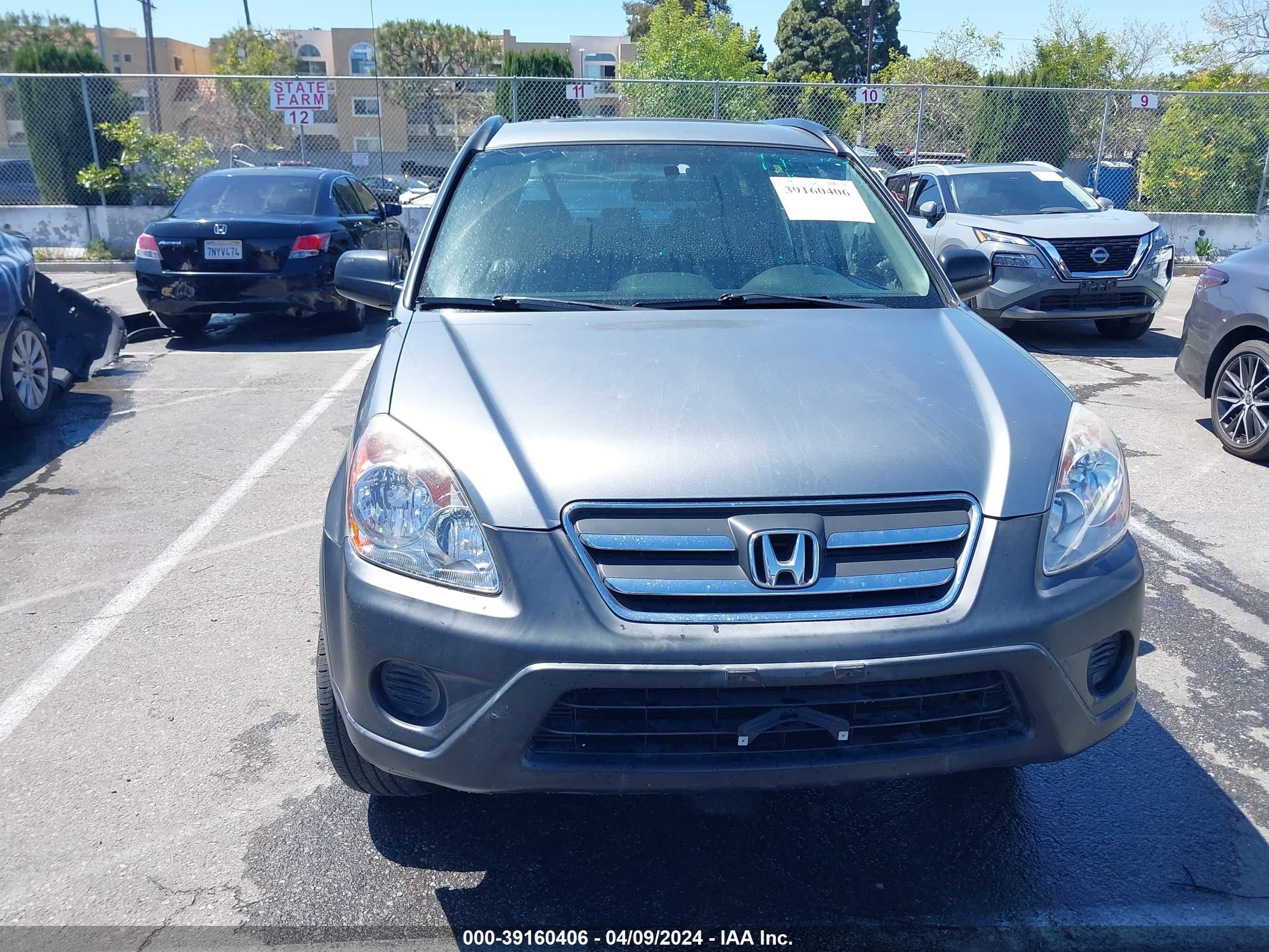 Photo 11 VIN: JHLRD68545C004351 - HONDA CR-V 