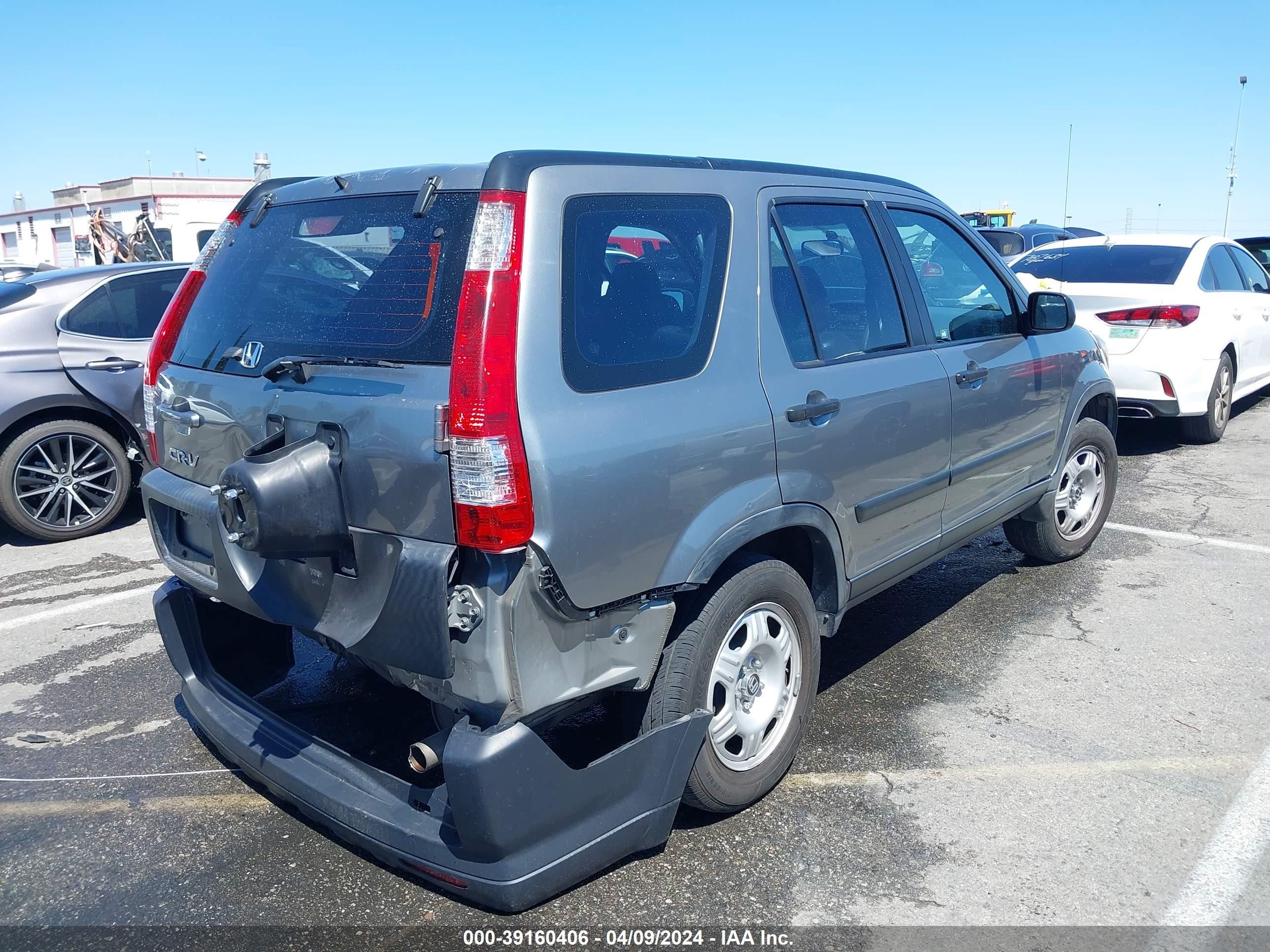 Photo 3 VIN: JHLRD68545C004351 - HONDA CR-V 